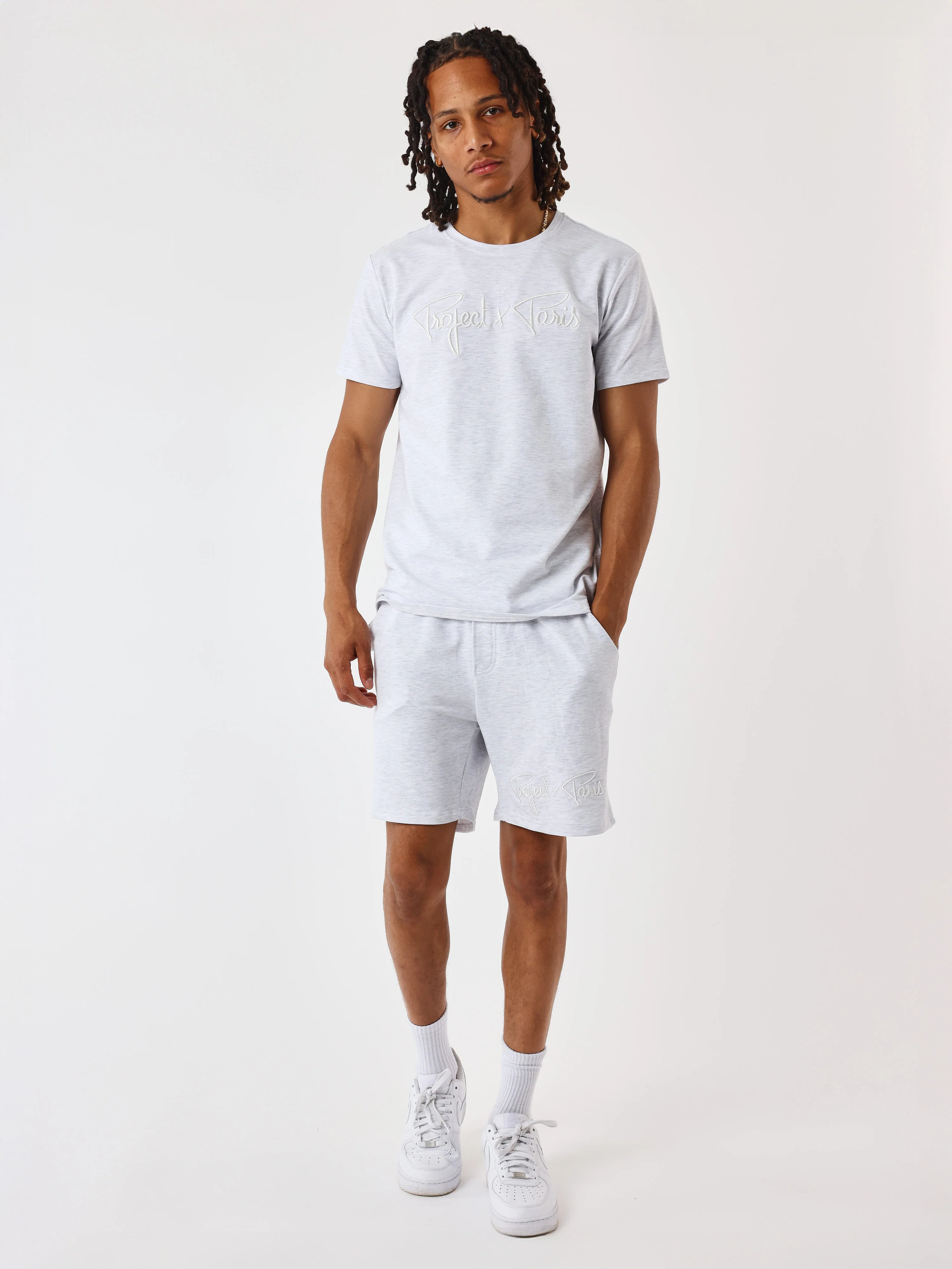 T-shirt basic broderie Signature - Image 4
