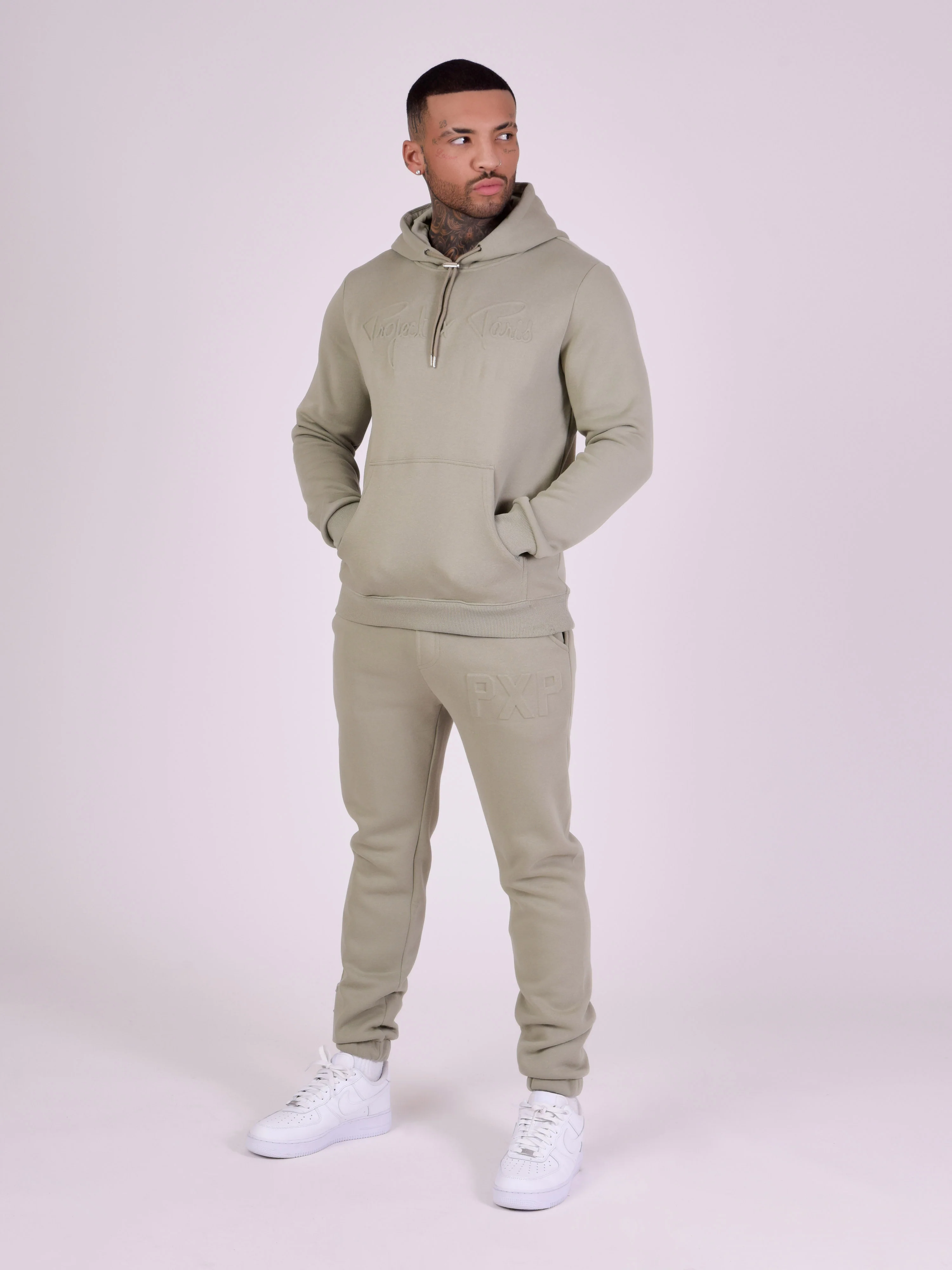 Sweat à Capuche logo embossage relief
