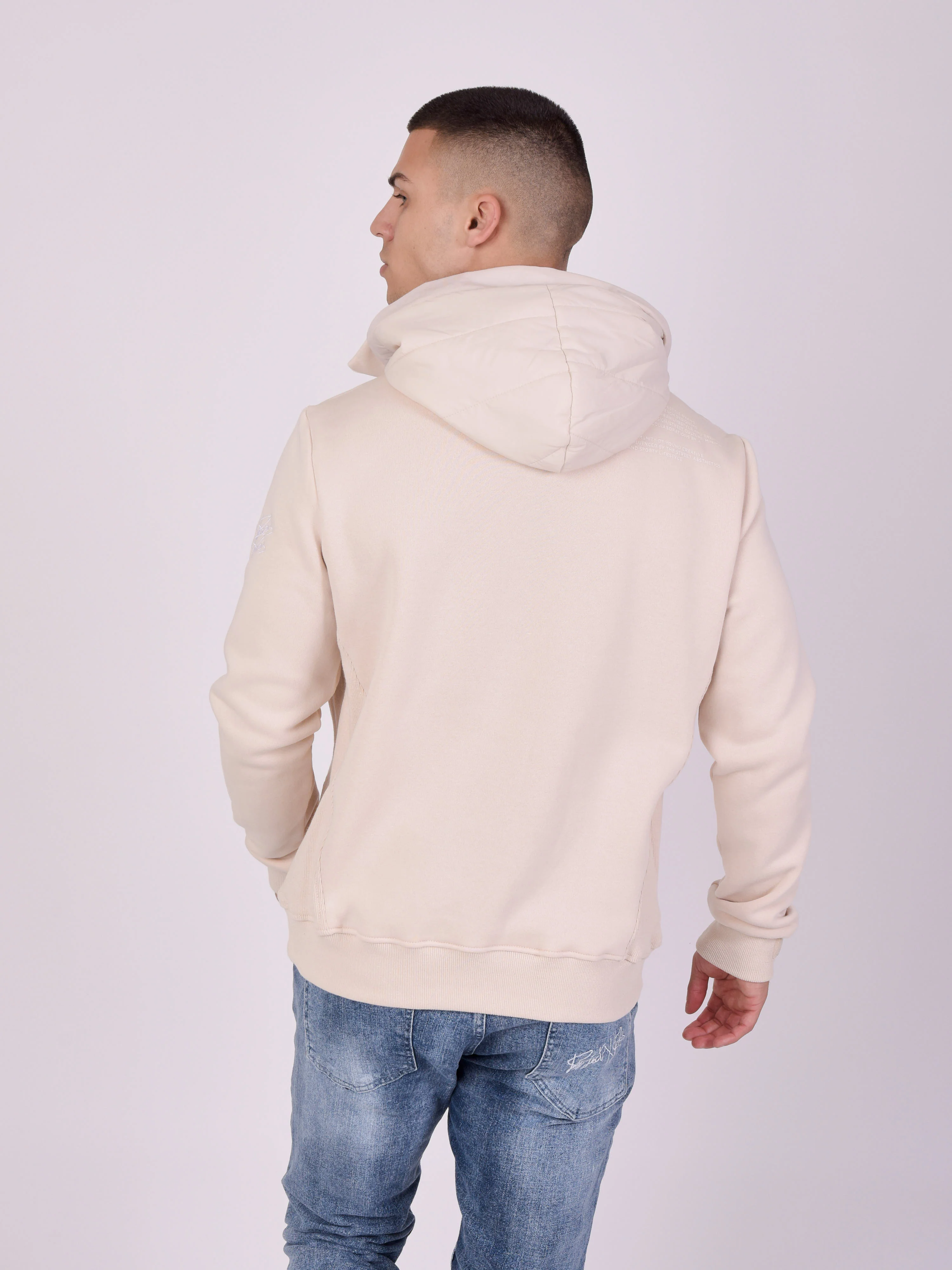 Sweat à Capuche avec poche kangourou matelassé - Image 5