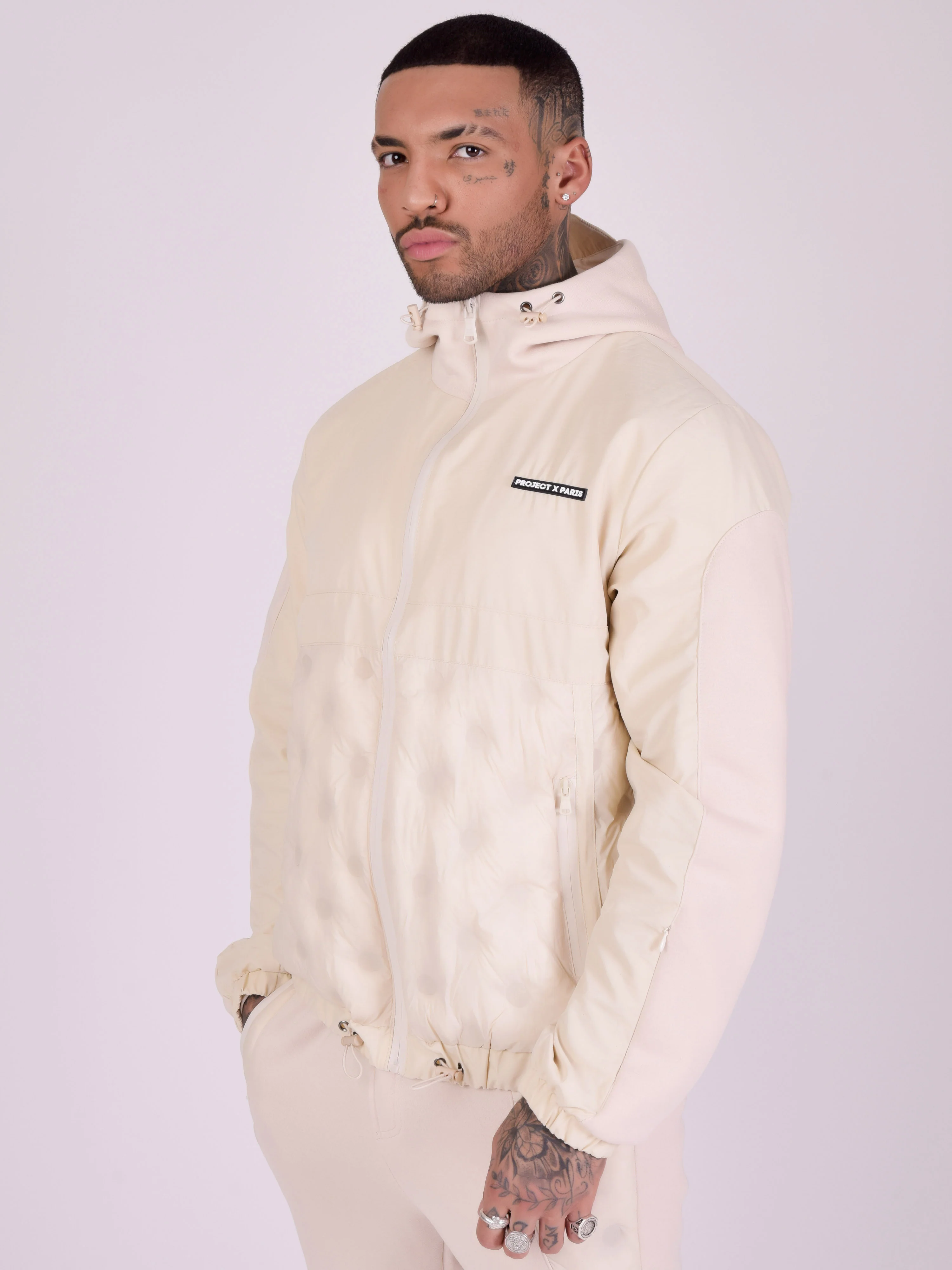 Veste à capuche bi-matière matelassage rond - Image 4