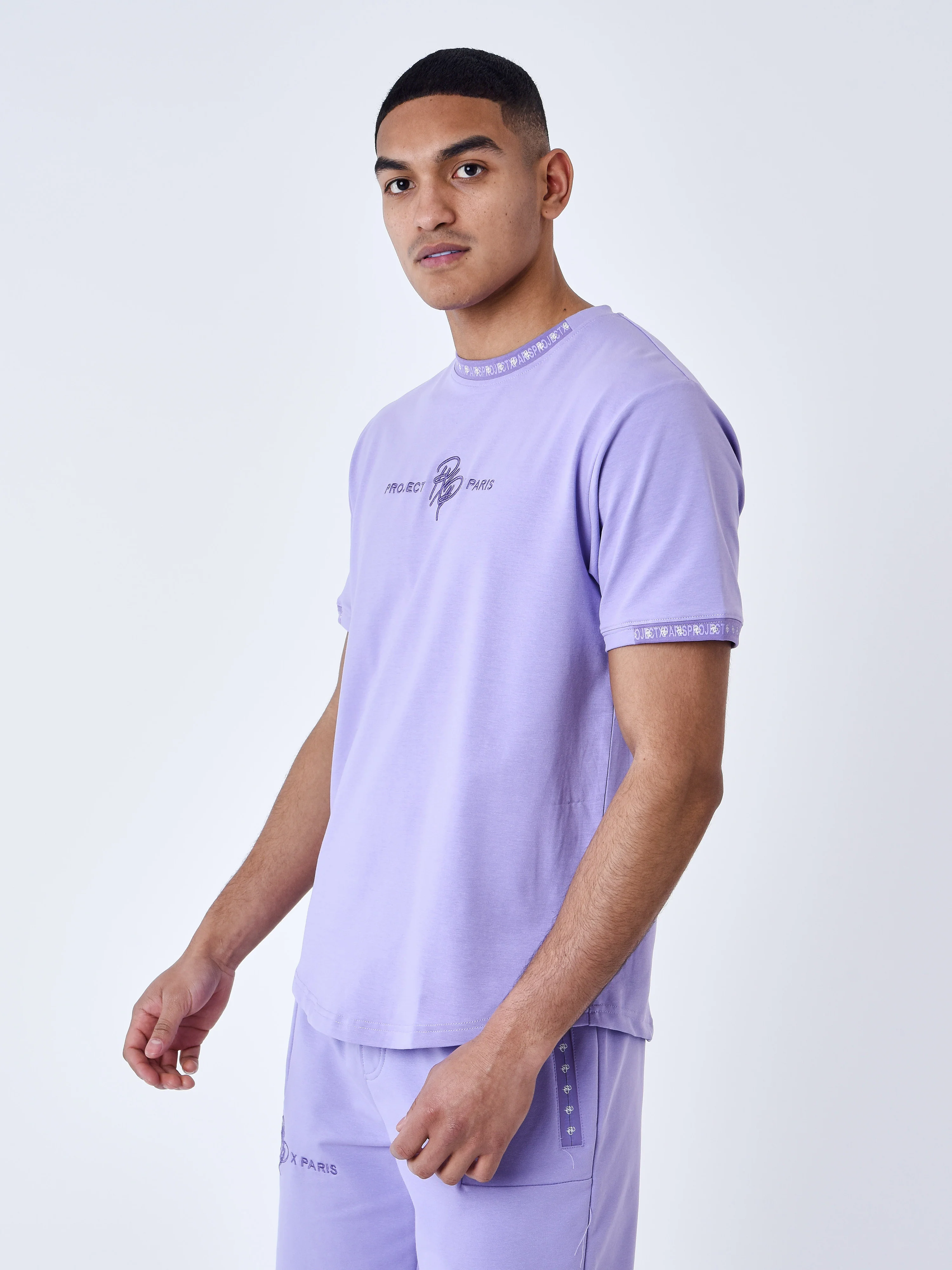 T-shirt uni avec bande logo - Image 4