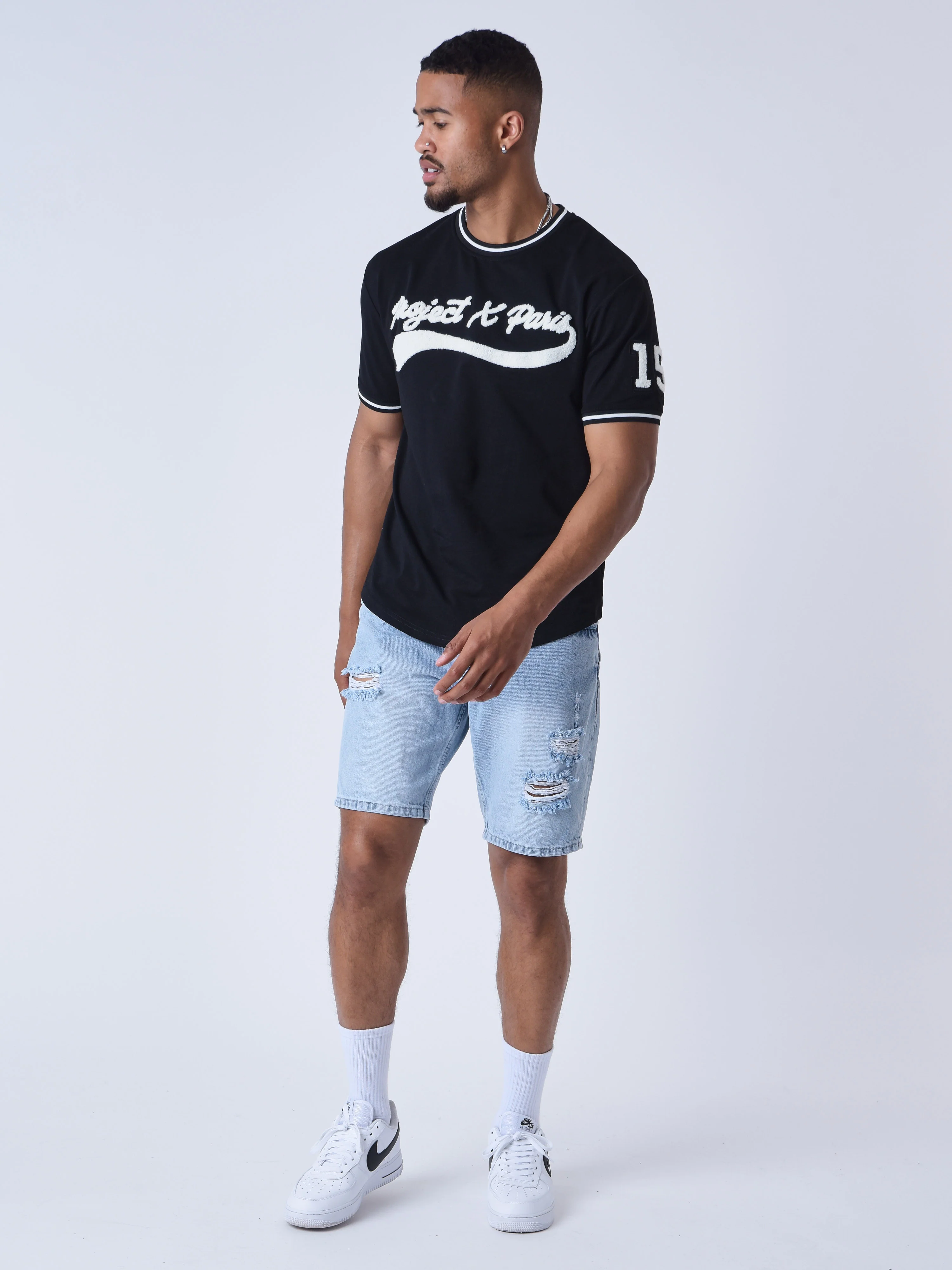 T-shirt style universitaire avec logo - Image 4