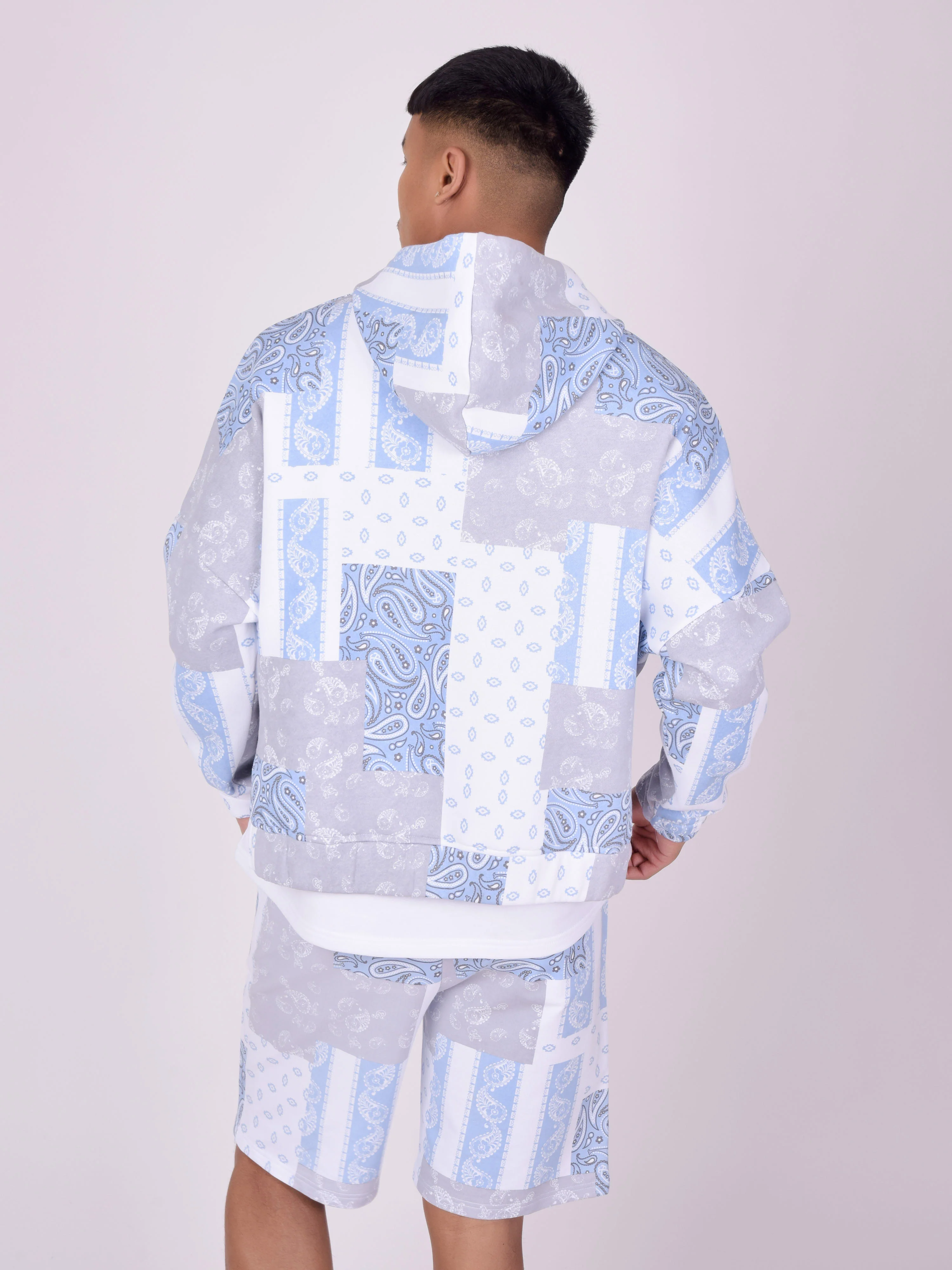 Sweat à Capuche avec motif "bandana" - Image 5