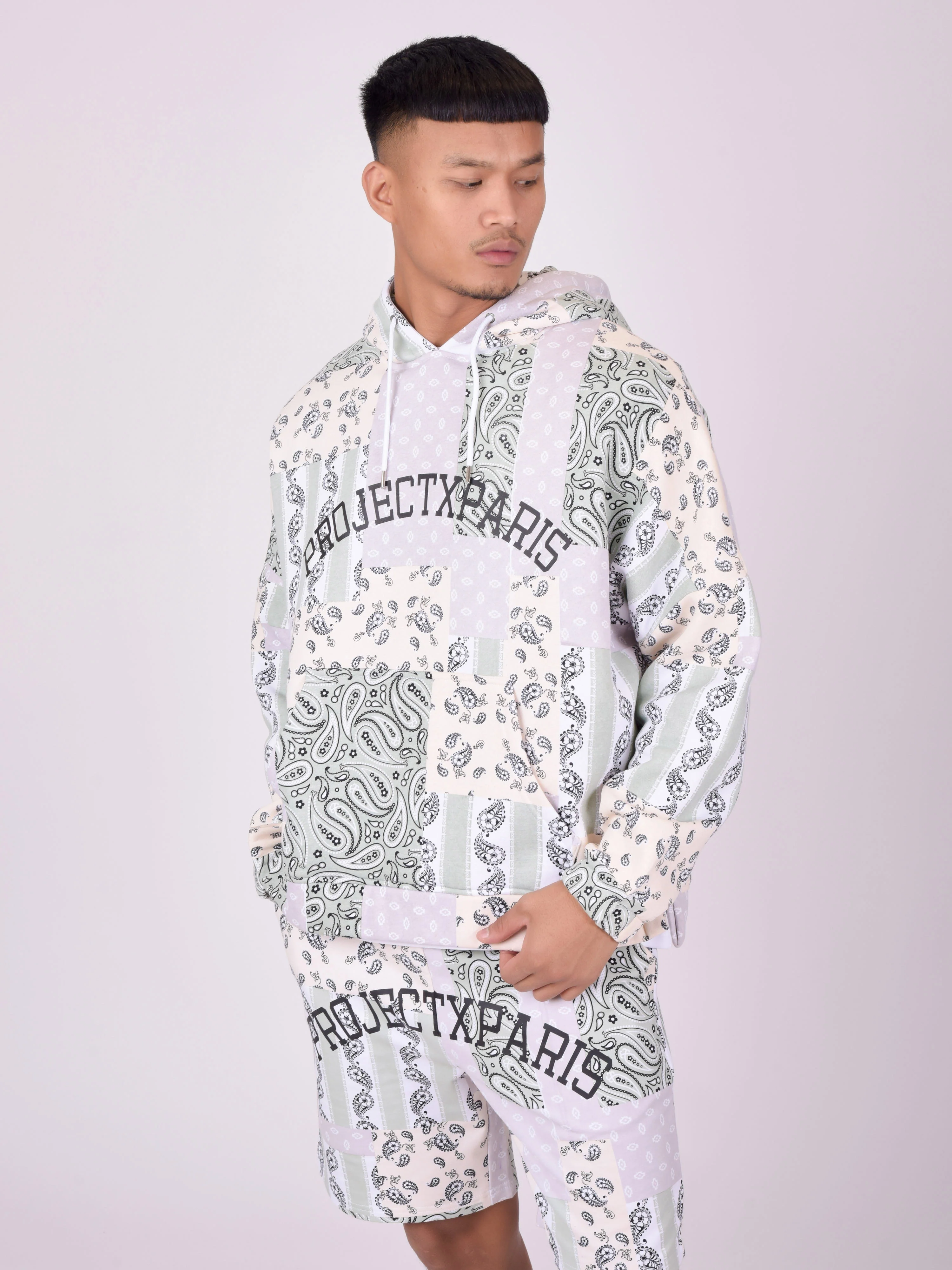 Sweat à Capuche avec motif "bandana" - Image 4