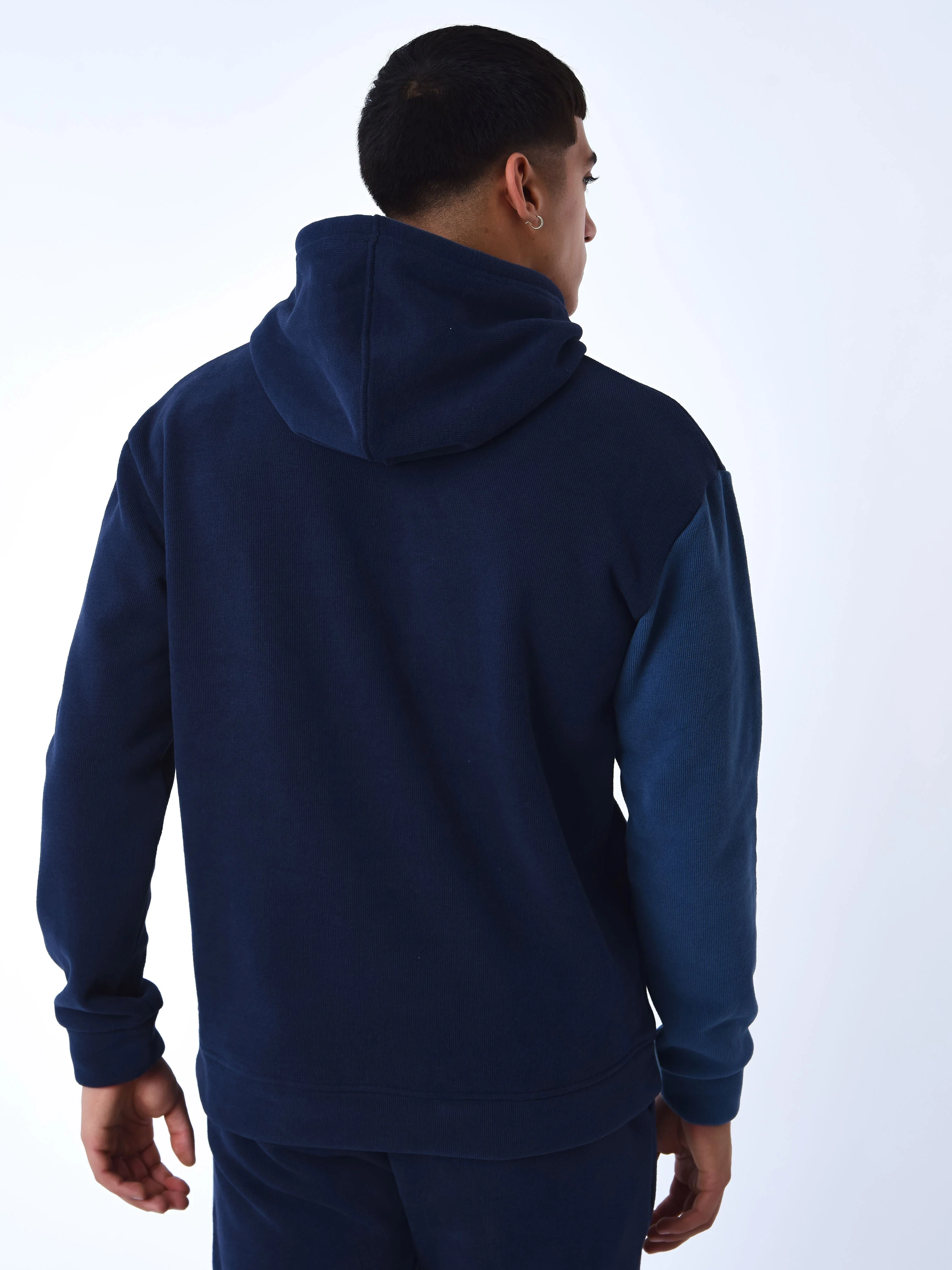 Sweat à Capuche tricolore en maille - Image 6