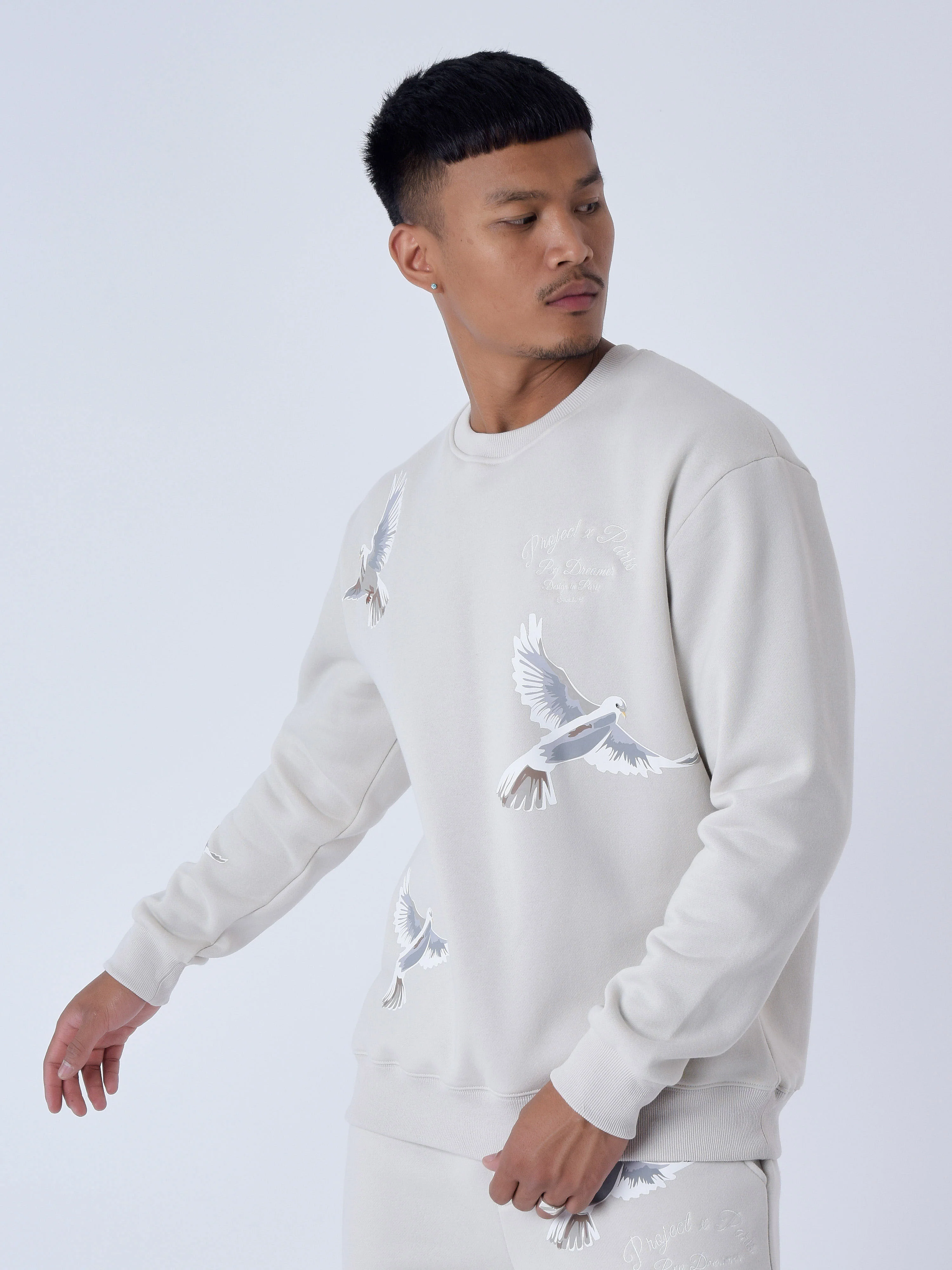 Sweatshirt loose à motif colombes