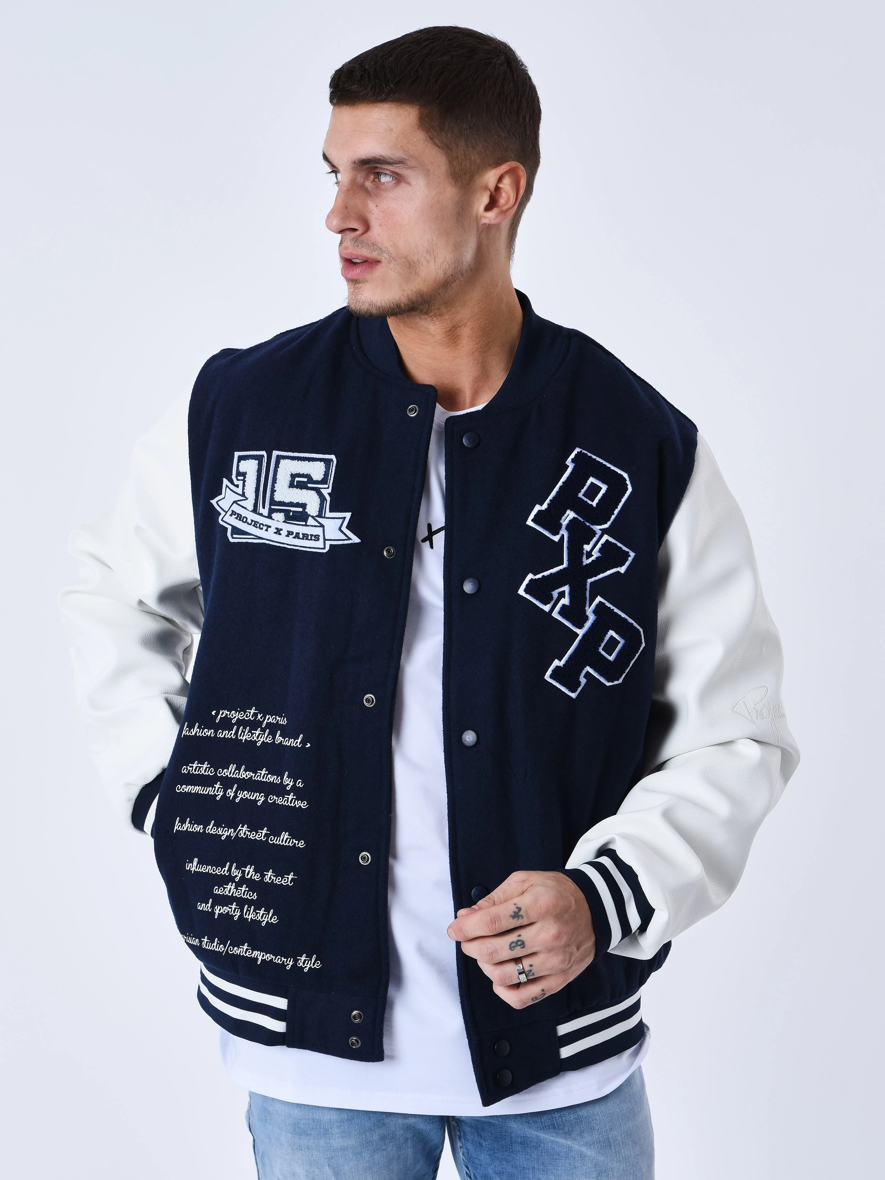 Veste oversize style universitaire avec écusson brodés - Image 2
