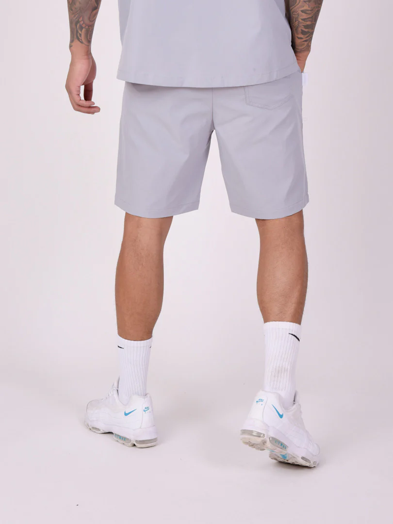 Short uni avec broderie double logo - Image 4