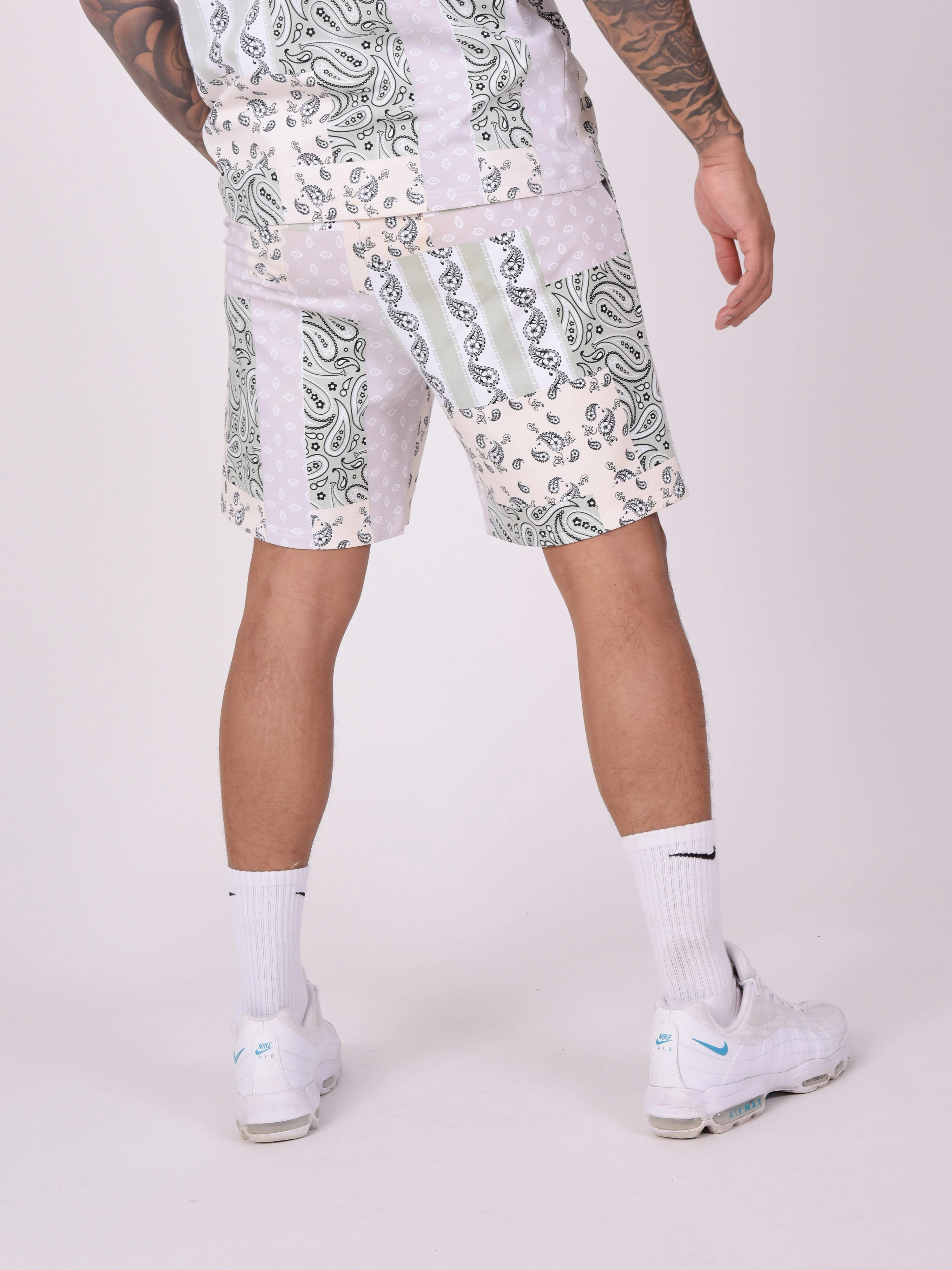 Short avec motif "bandana" - Image 5