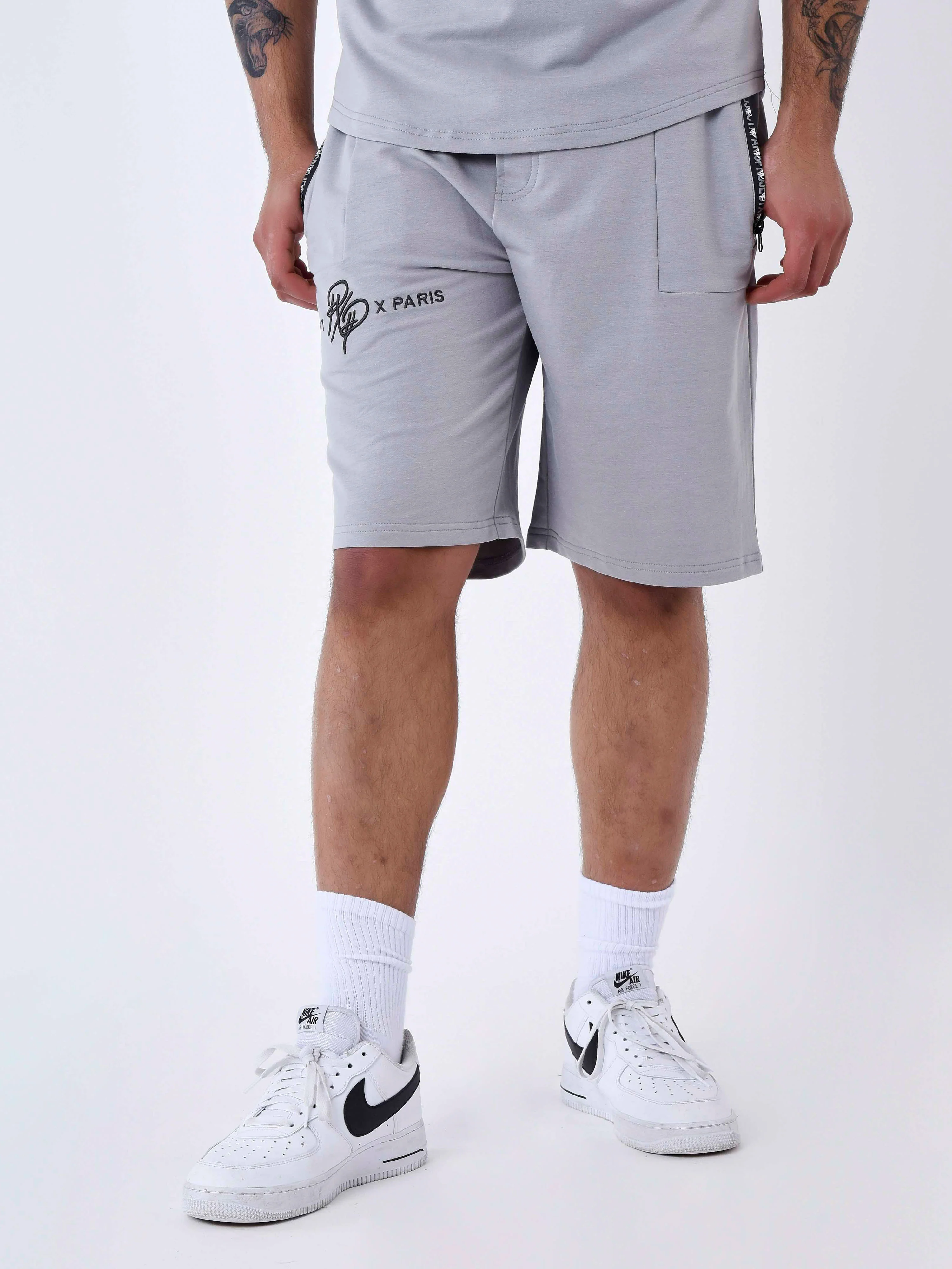 Short uni avec bande logo - Image 2