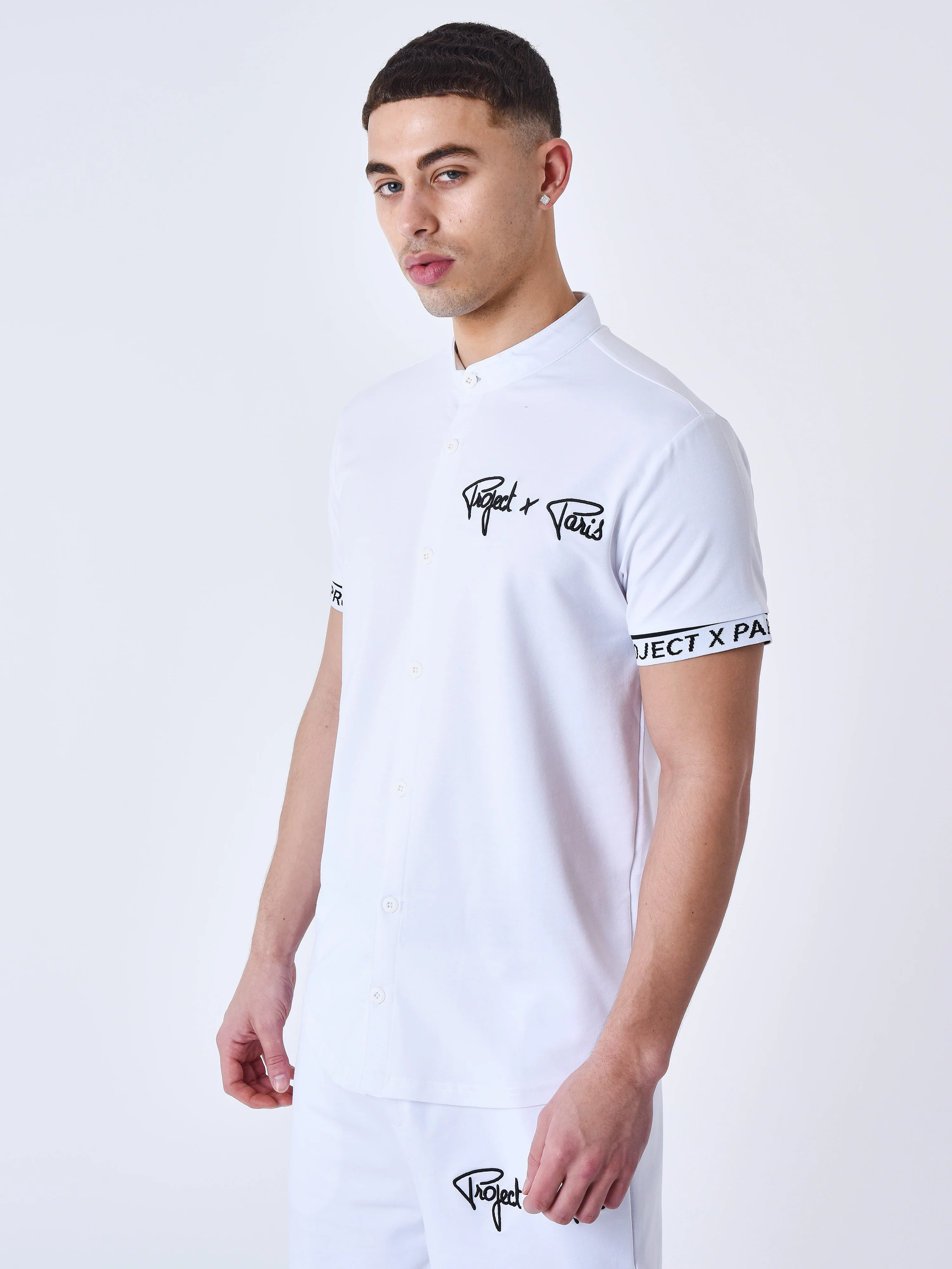 Chemise manches courtes logo brodé en relief - Image 5