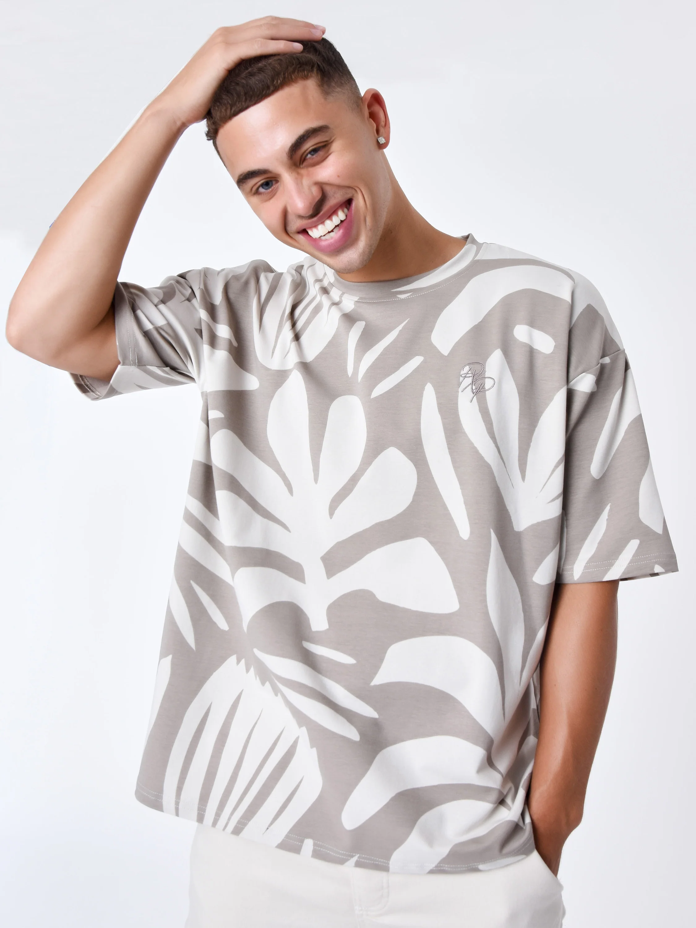 T-shirt motif all over végétal abstrait - Image 3
