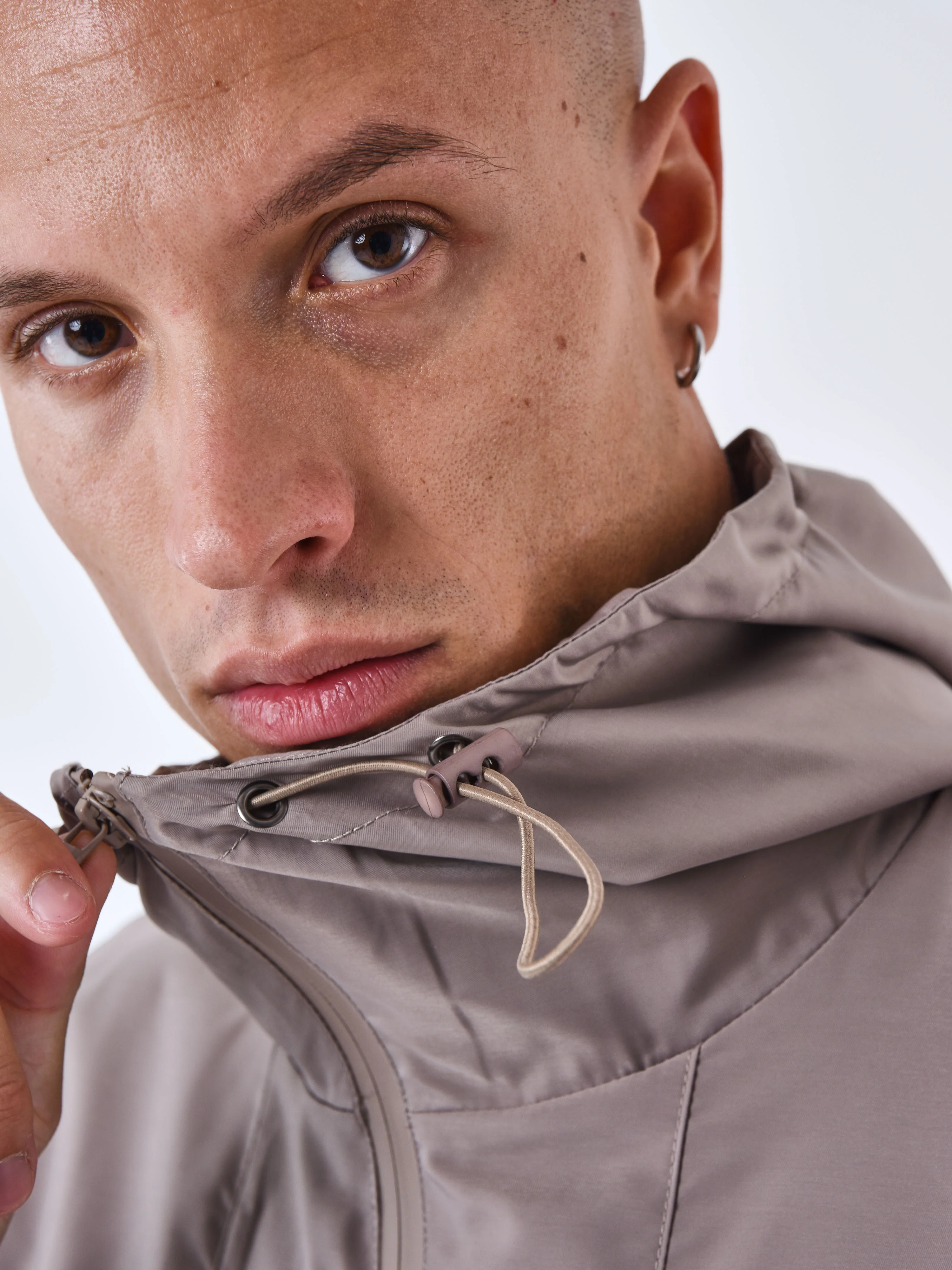 Sweat à Capuche style coupe vent - Image 7