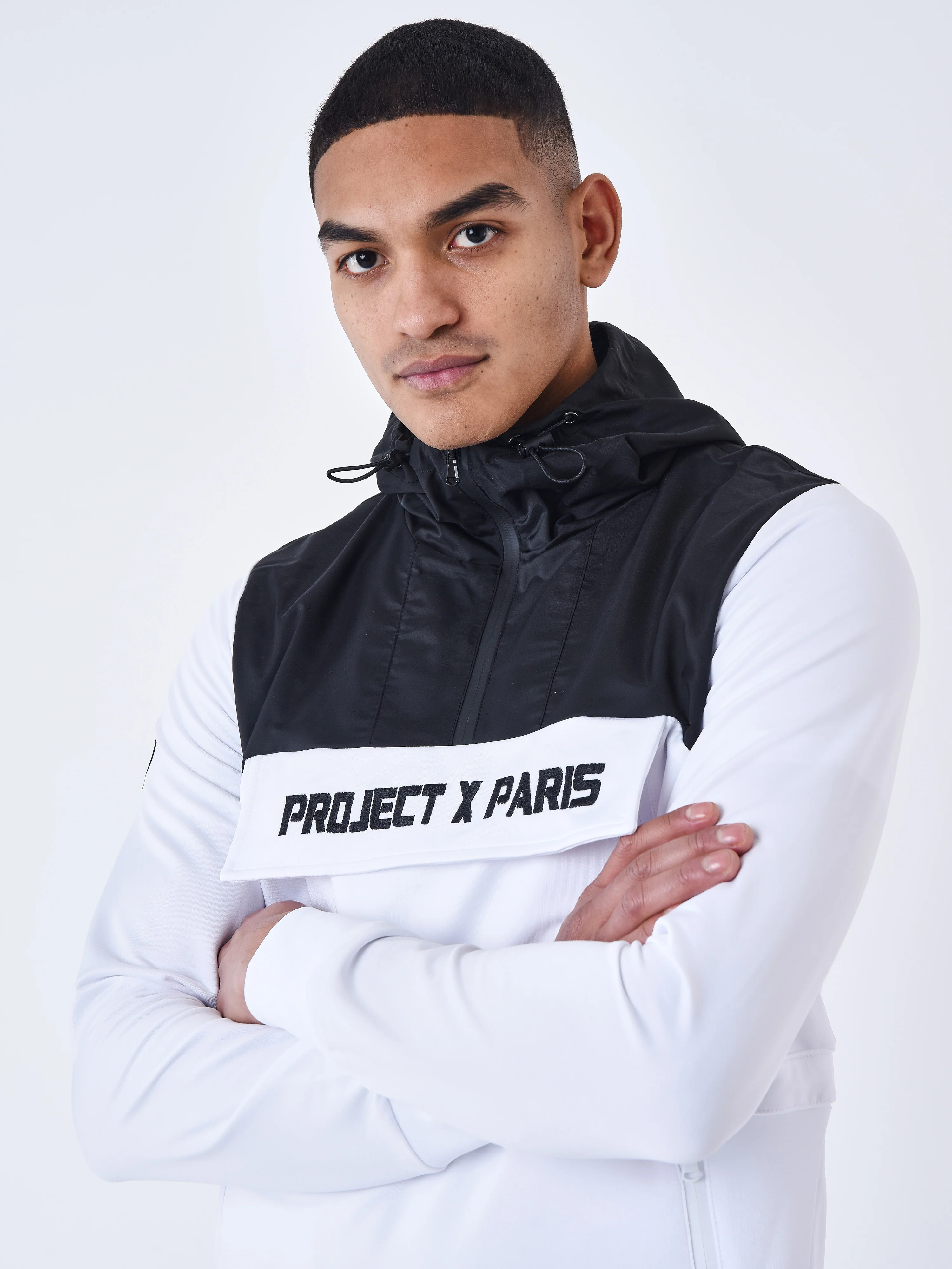 Sweat à Capuche style coupe vent bicolore
