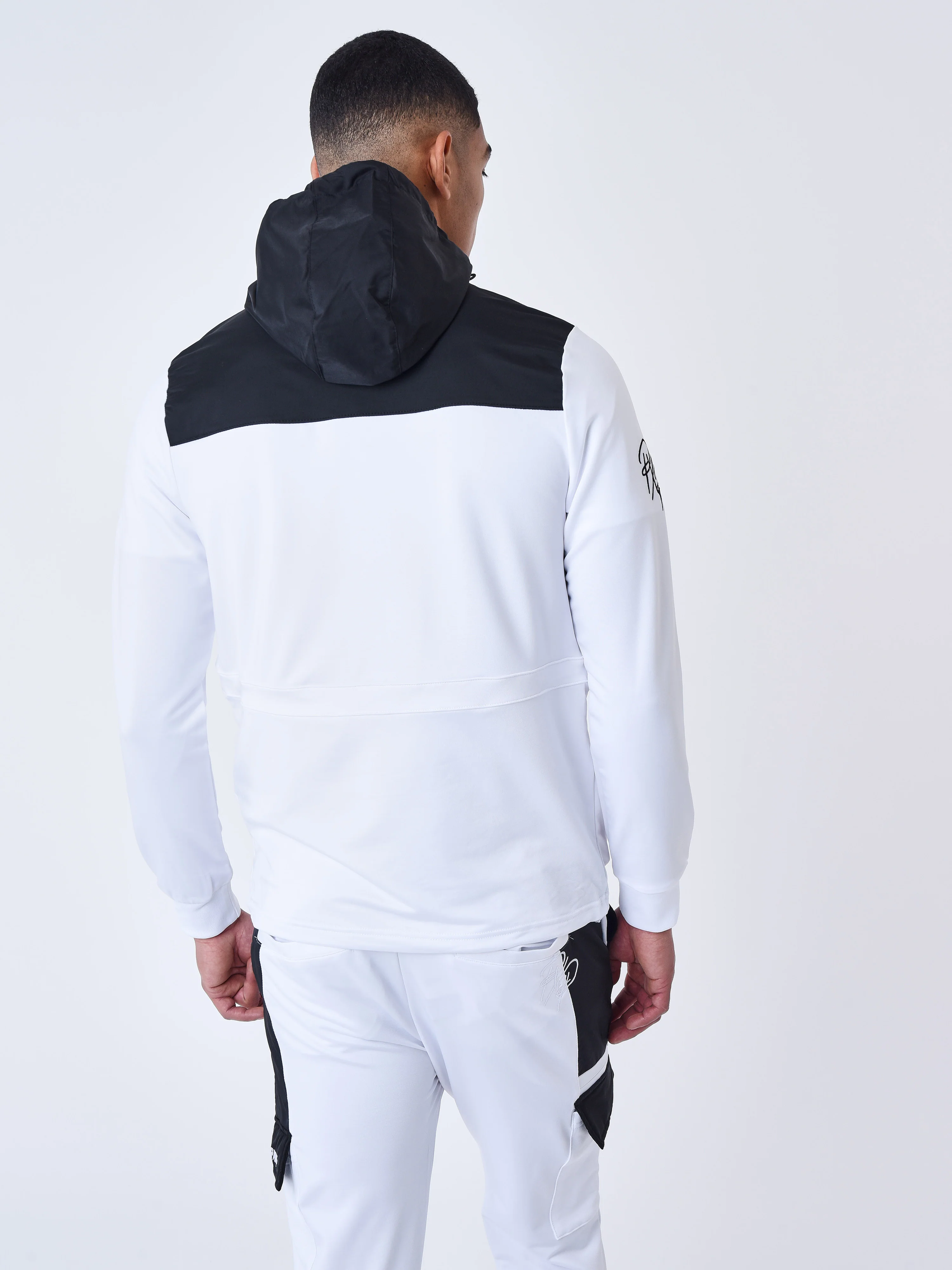 Sweat à Capuche style coupe vent bicolore - Image 4