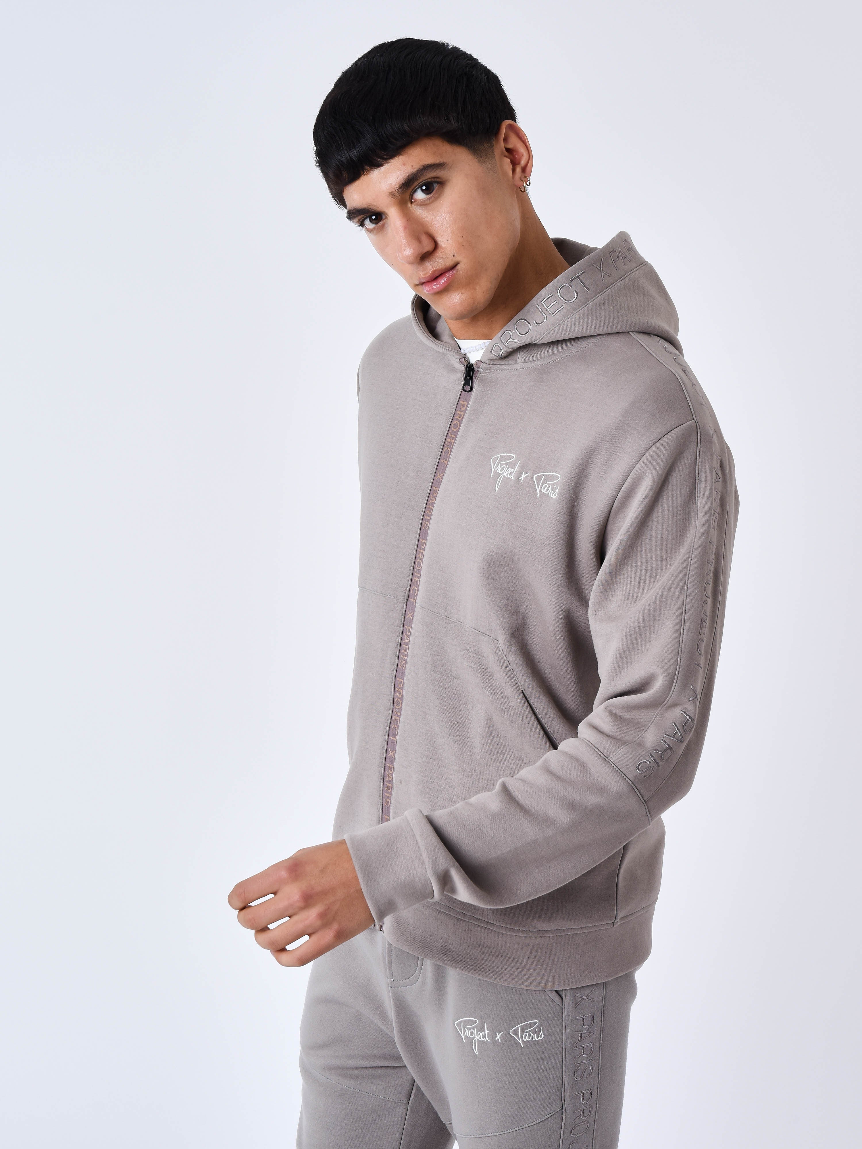 Sweat à Capuche zippé uni - Image 4