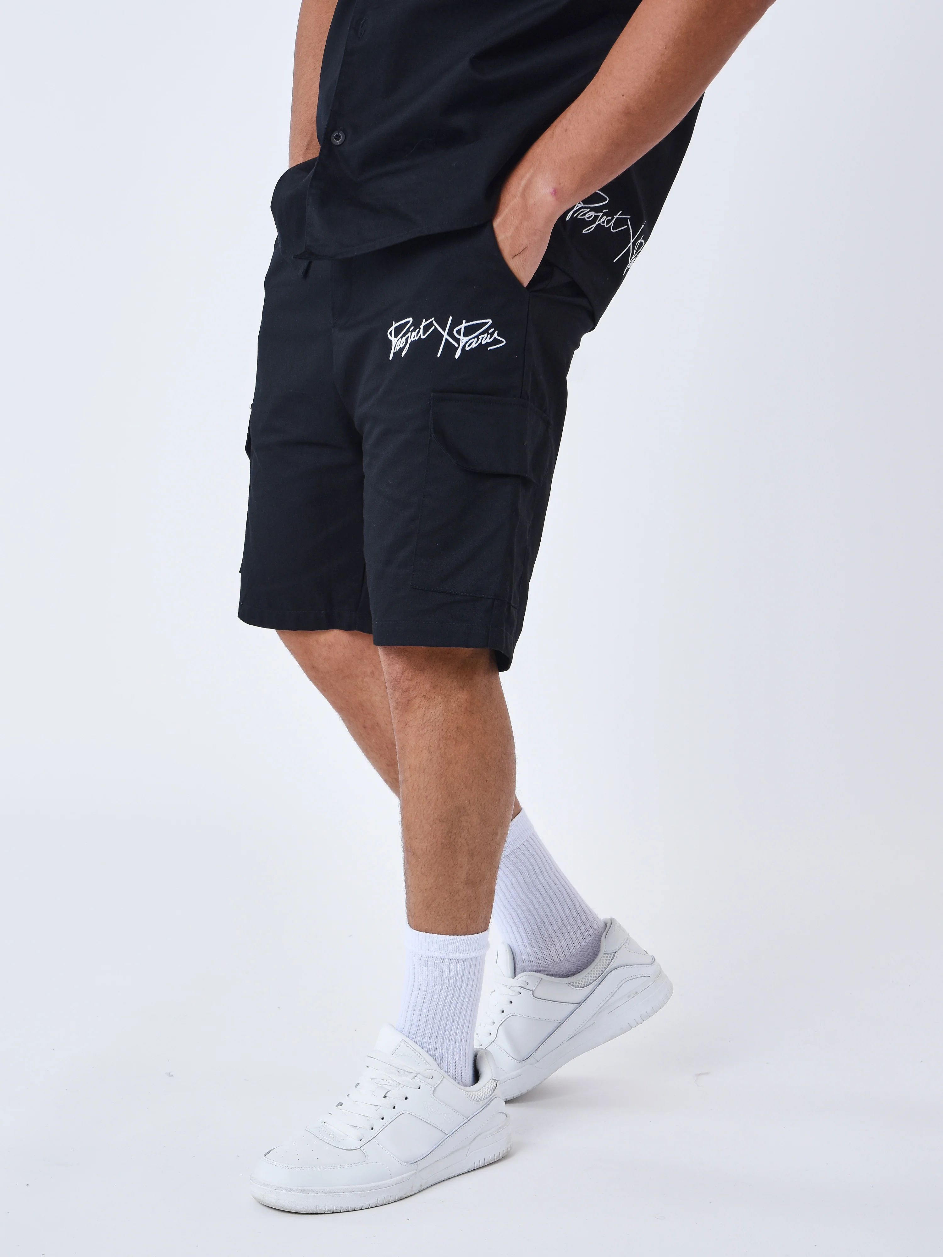 Short uni à poches - Image 4