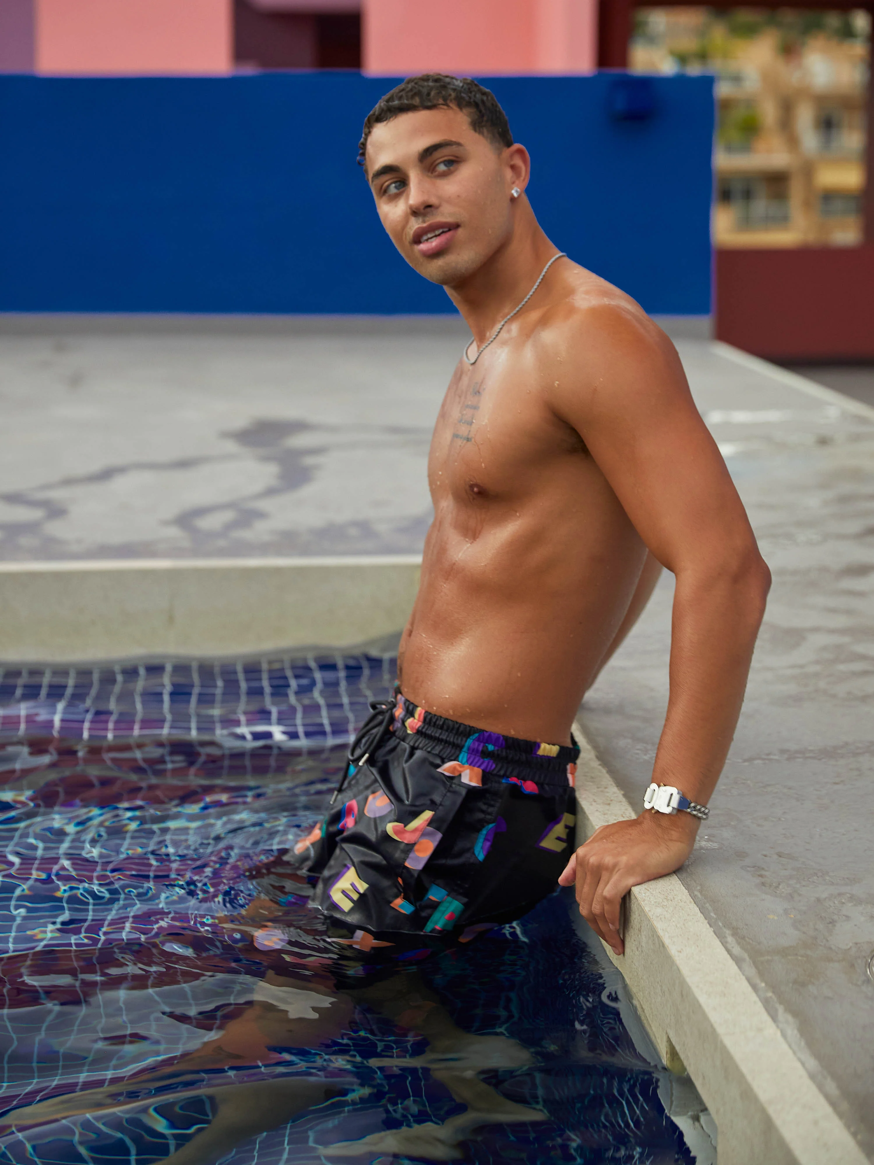 Short de bain Imprimé logo multicolores - Image 2