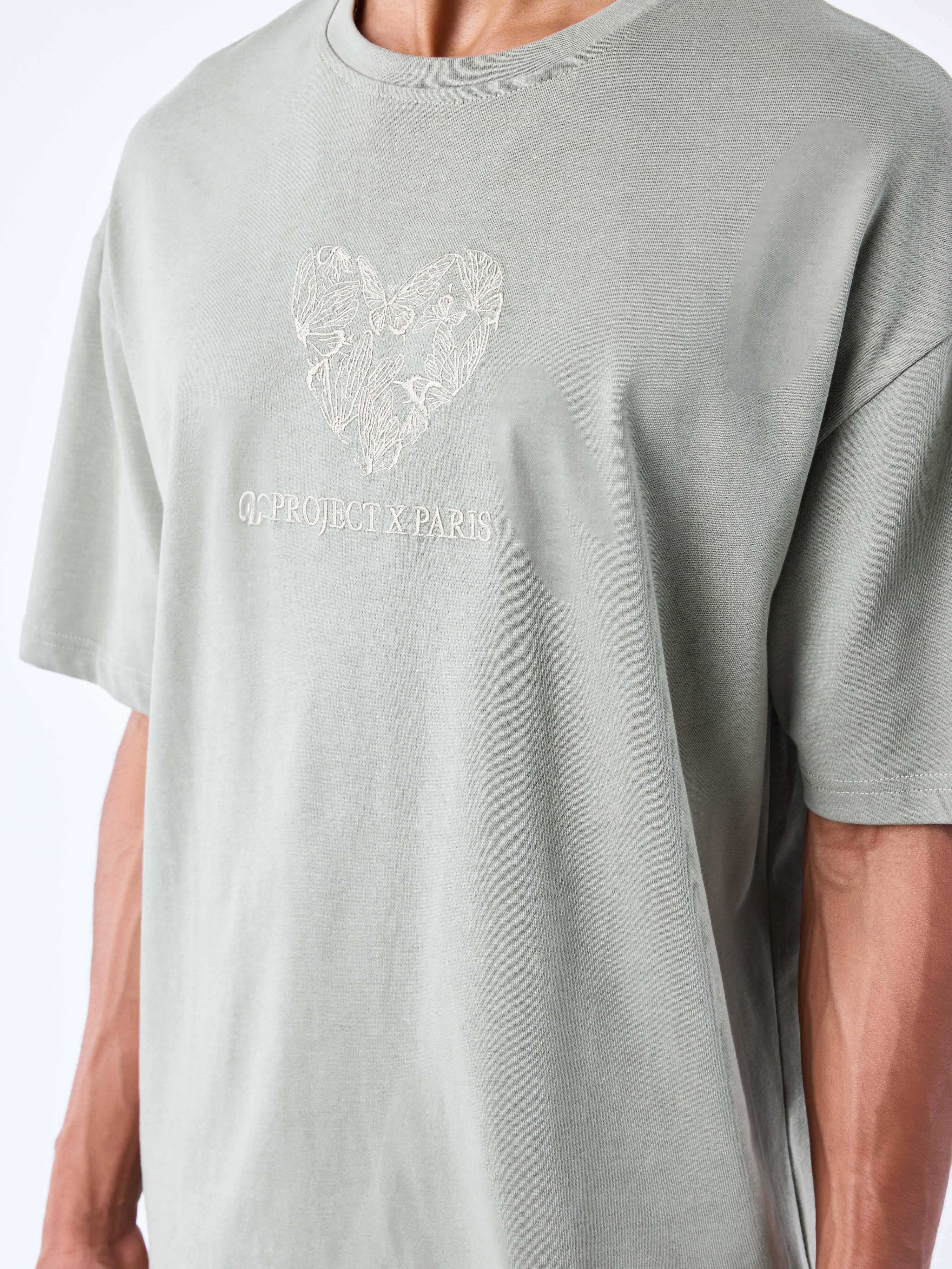 T-shirt coeur papillon brodé - Image 5