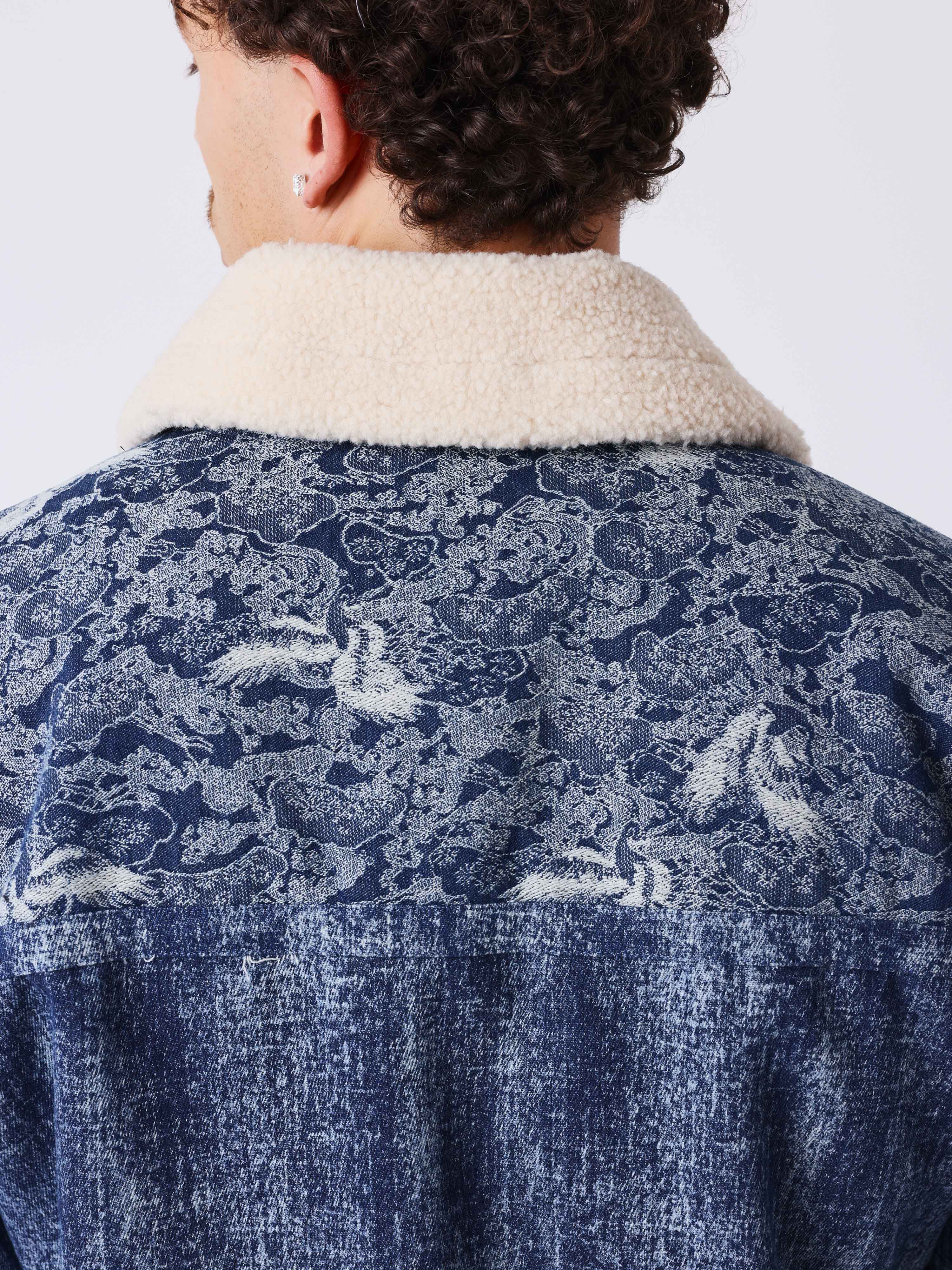 Bomber Lace - Image 4