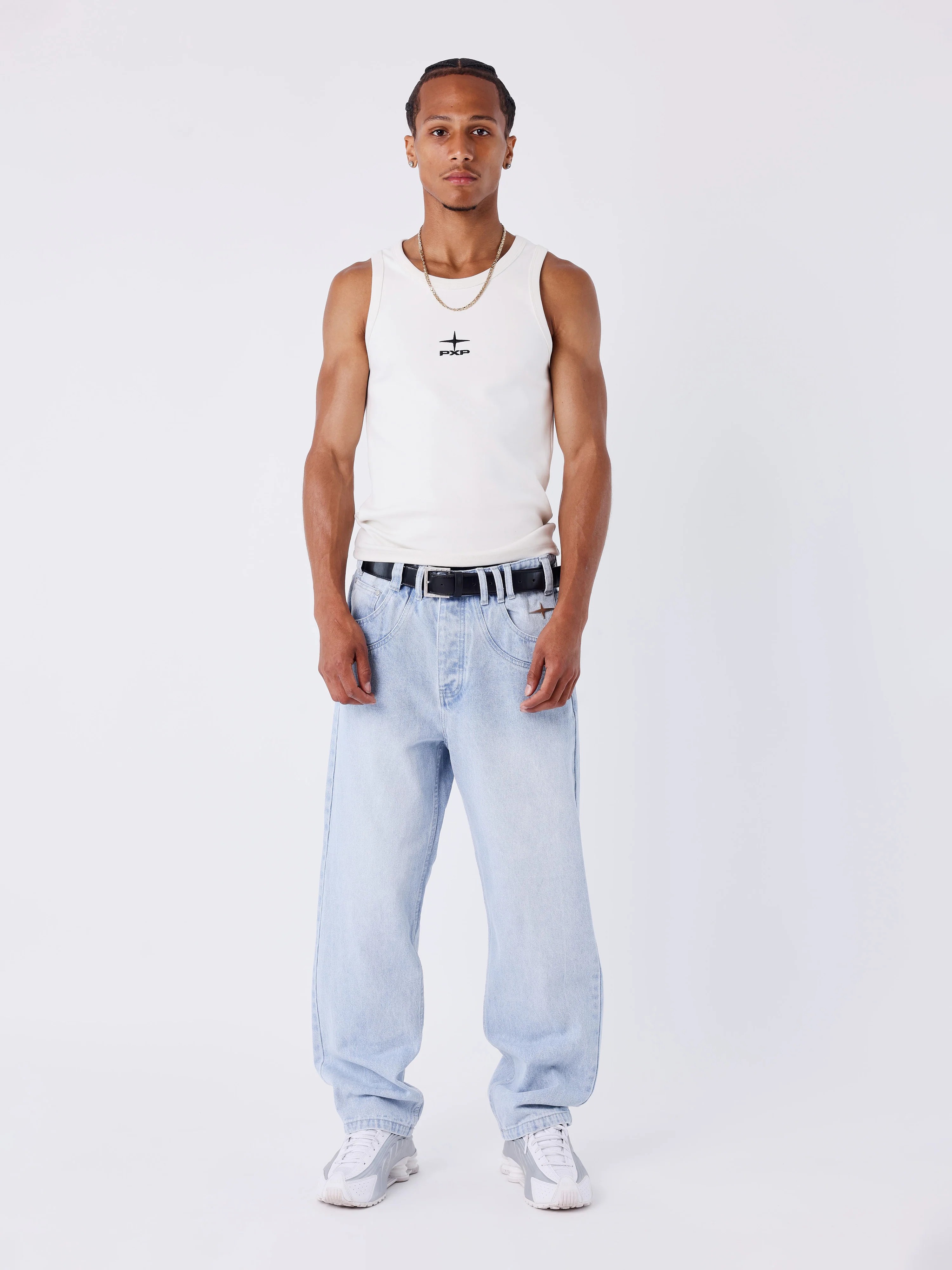 Jean droit en denim bleu clair délavé