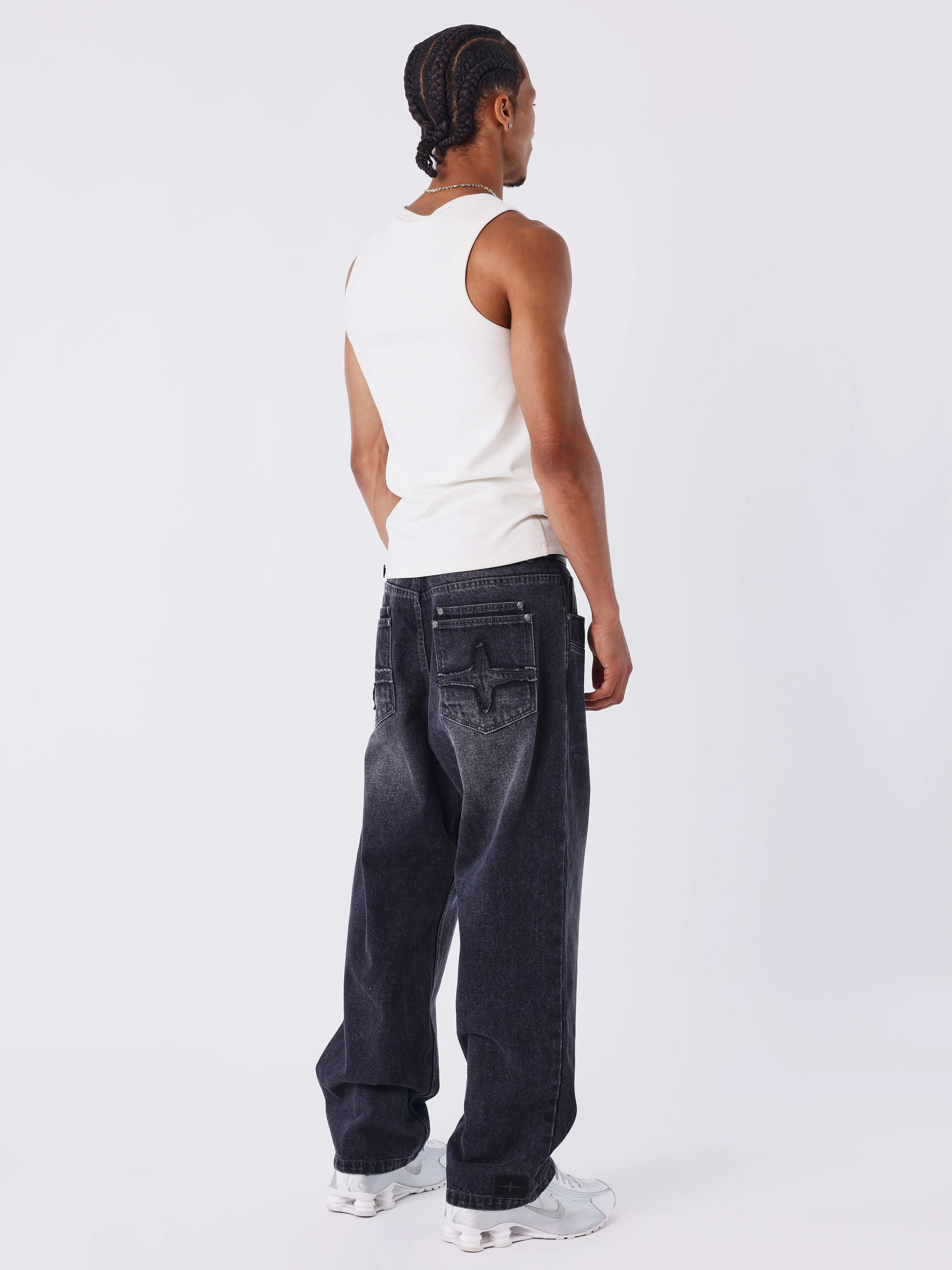 Jean baggy en denim noir délavé - Image 2