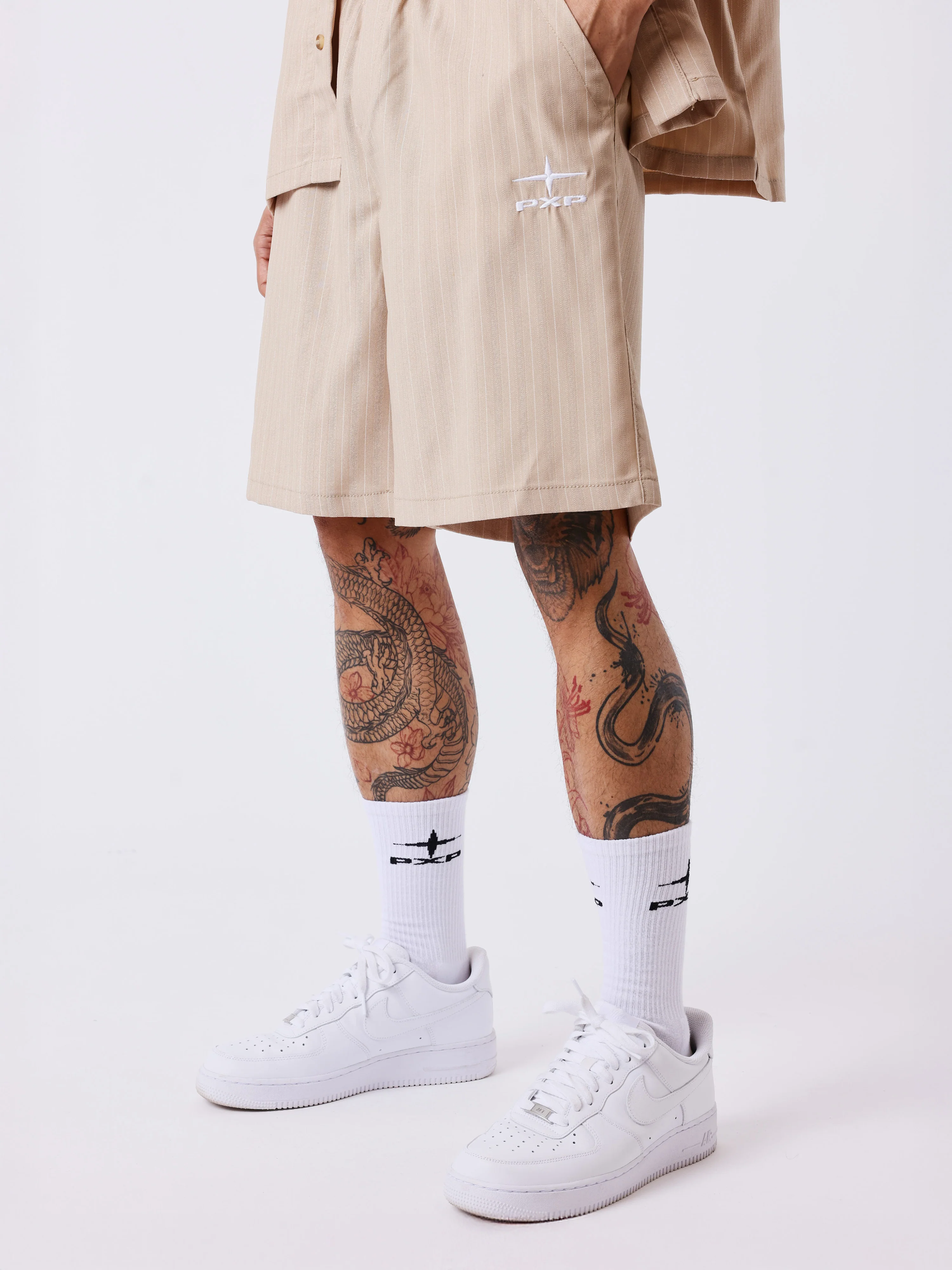 Short à rayures avec taille élastiquée - Image 3