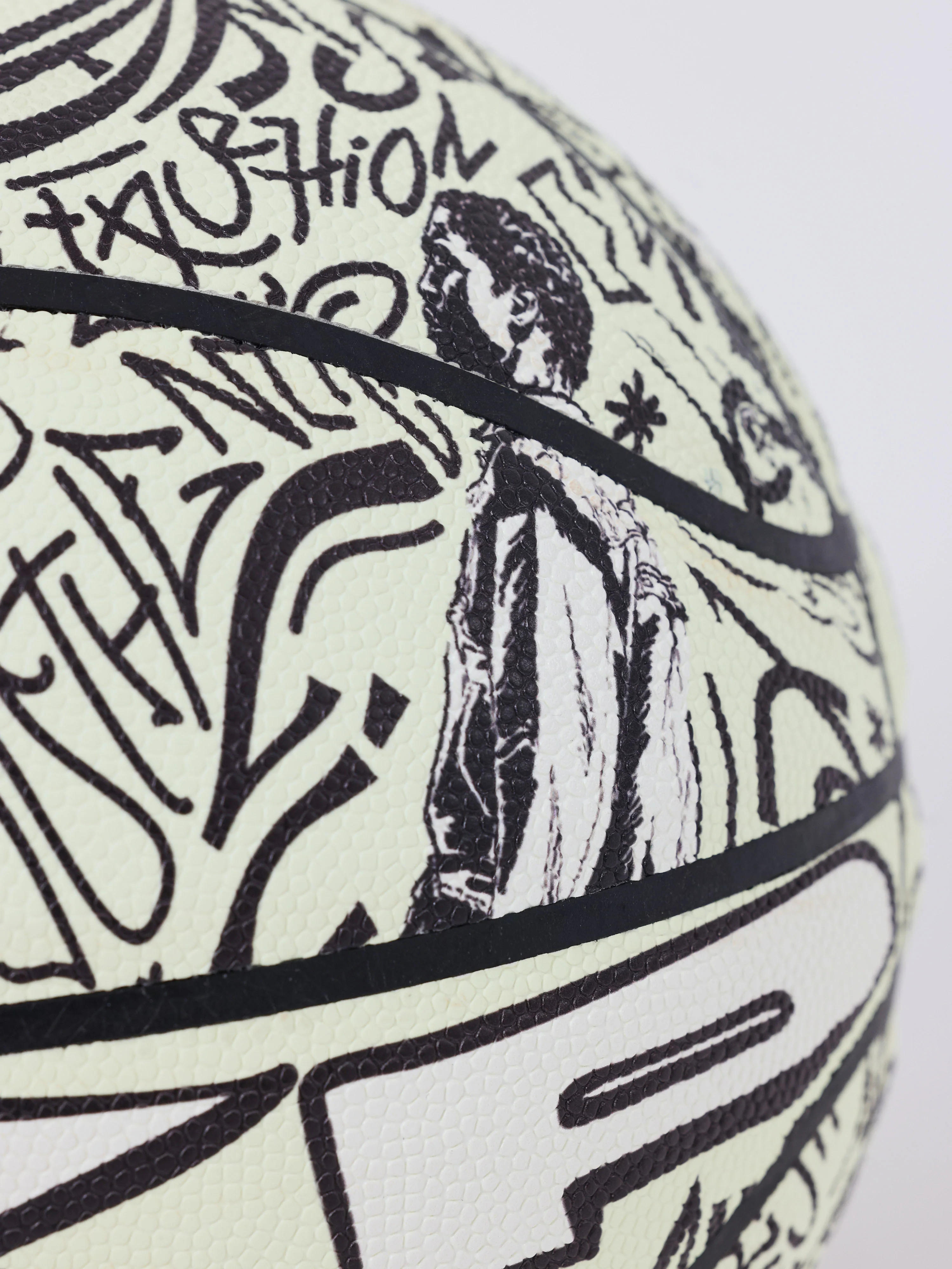 Ballon de basket phosphorescent graphique PXP - Image 5