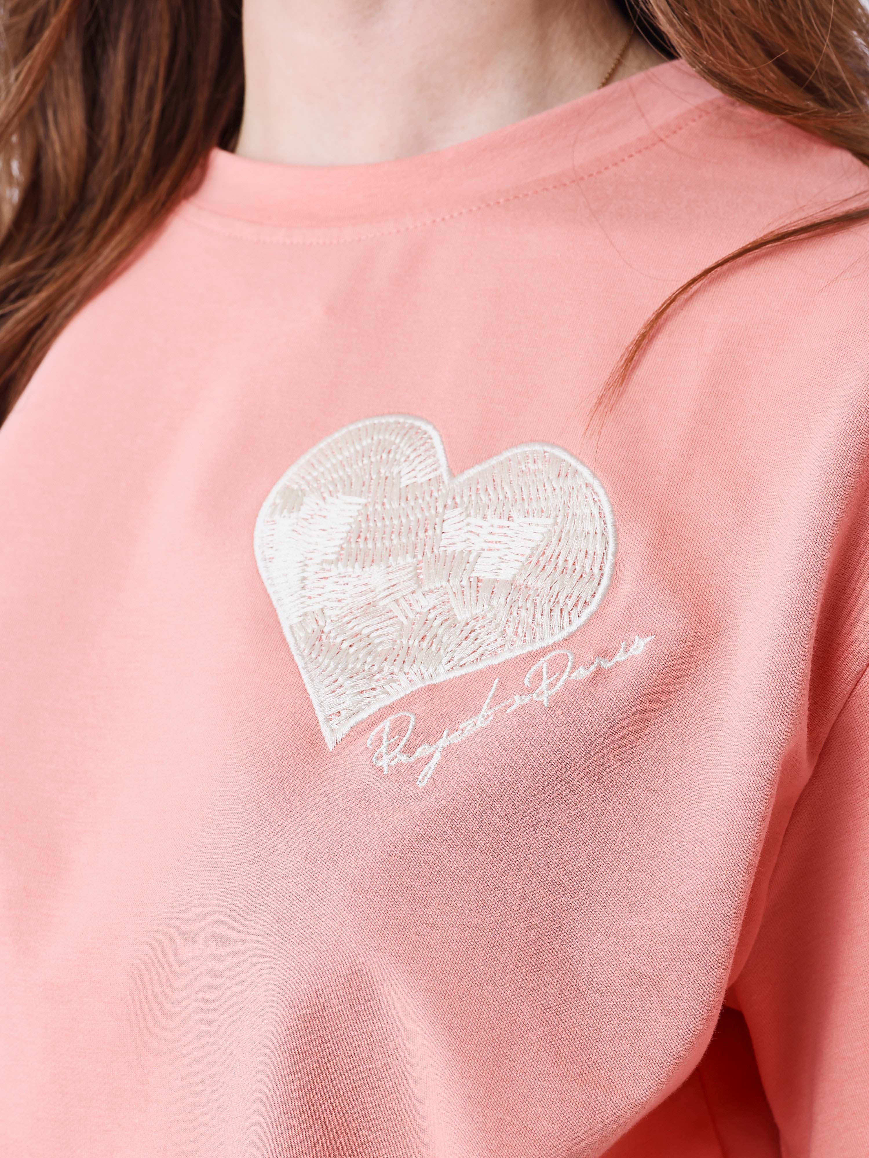 Crop top tee wicker heart - Image 3