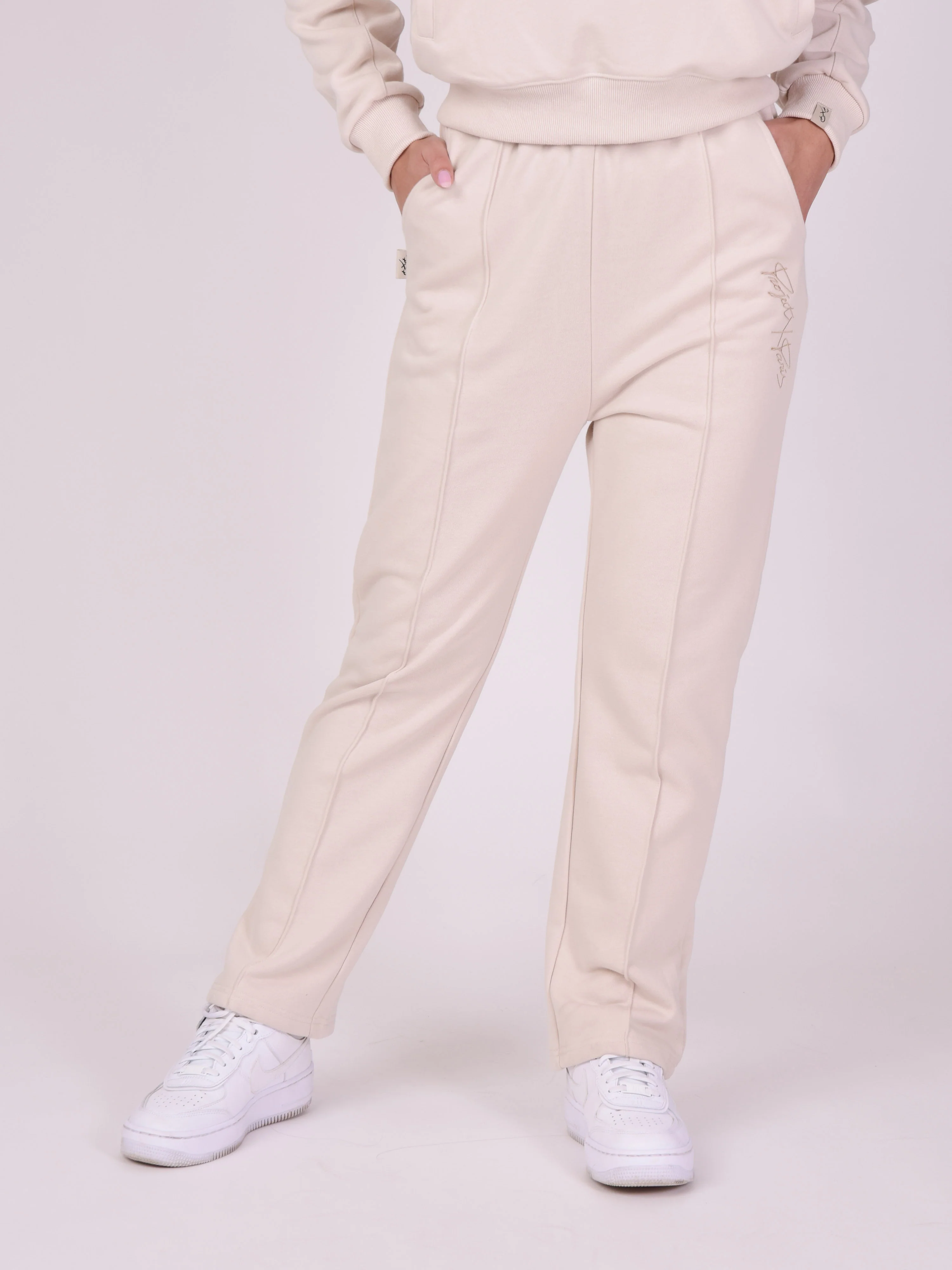 Bas de jogging broderie logo ton sur ton - Image 3