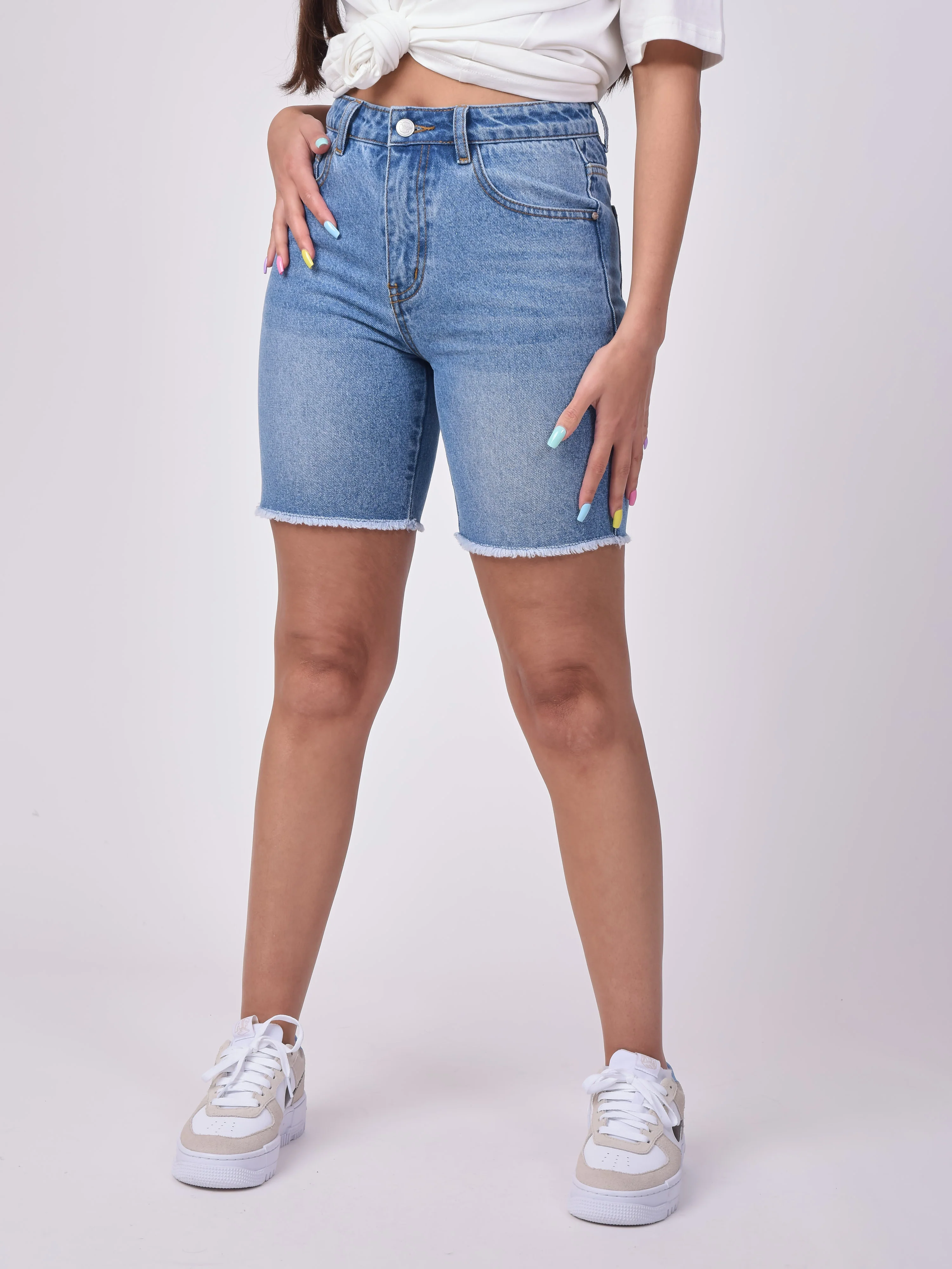 Short en denim bord franc