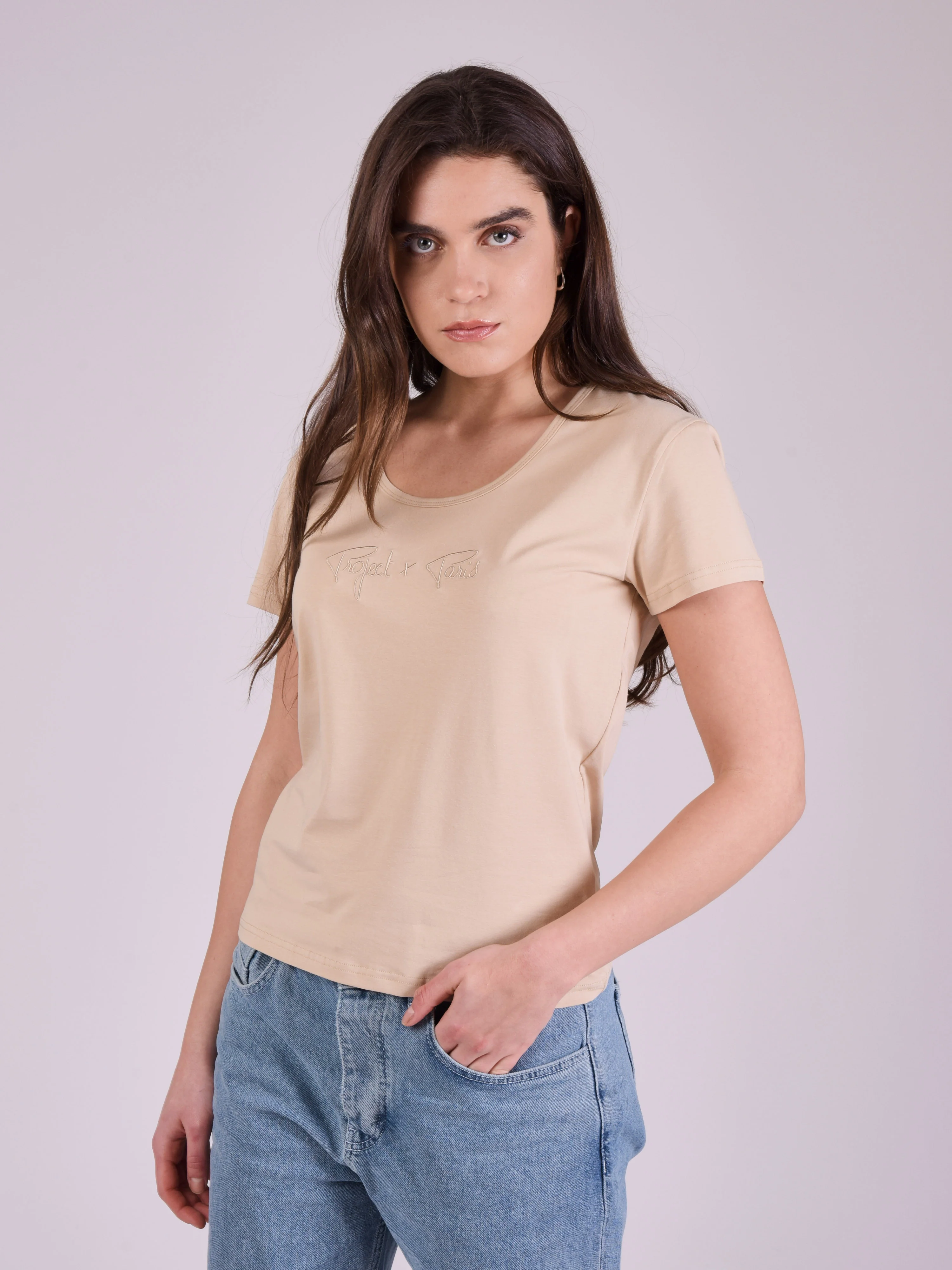 T-shirt basic broderie logo ton sur ton - Image 2