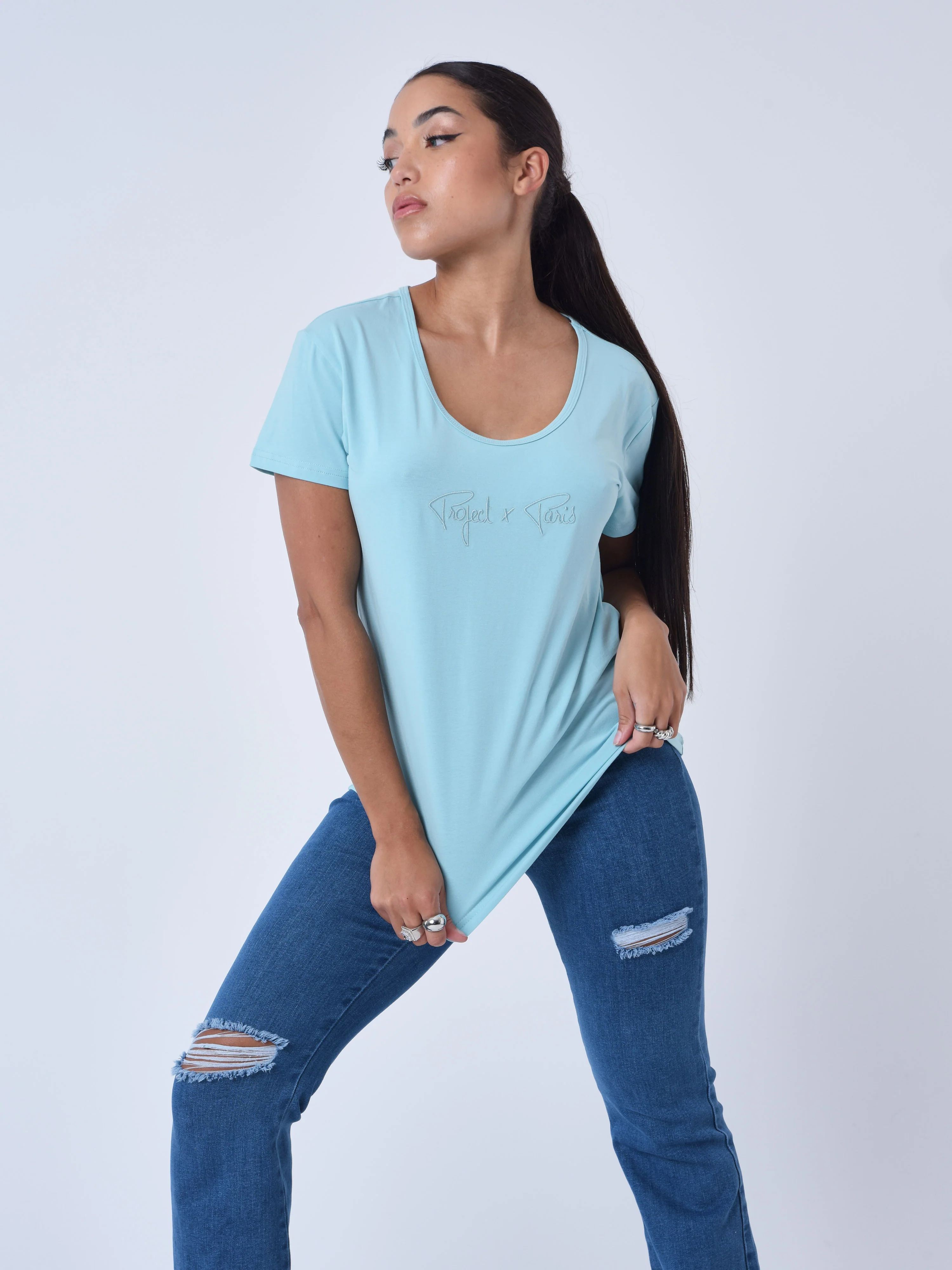 T-shirt basic broderie logo ton sur ton