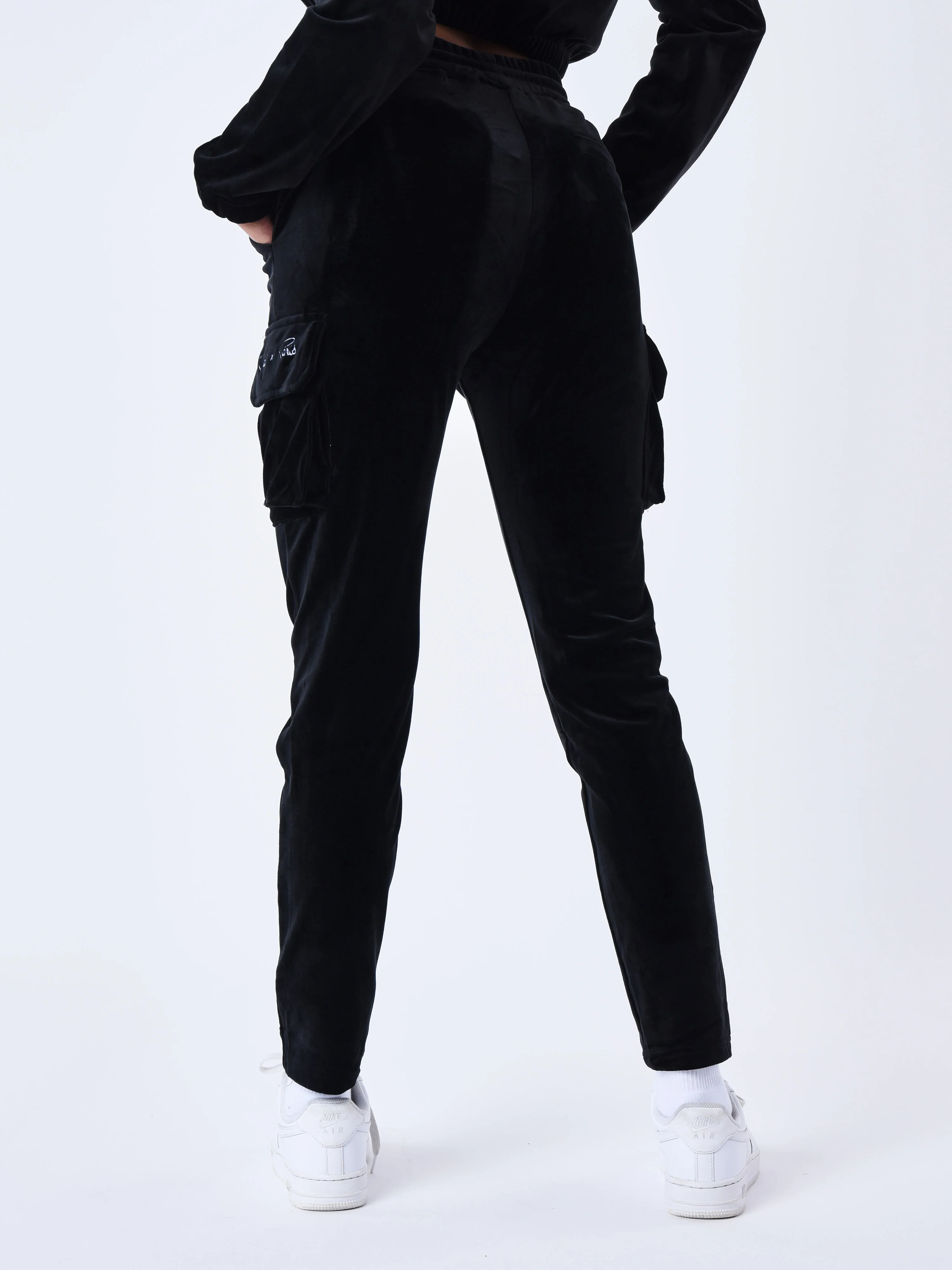 Bas de jogging cargo en velours signature - Image 5