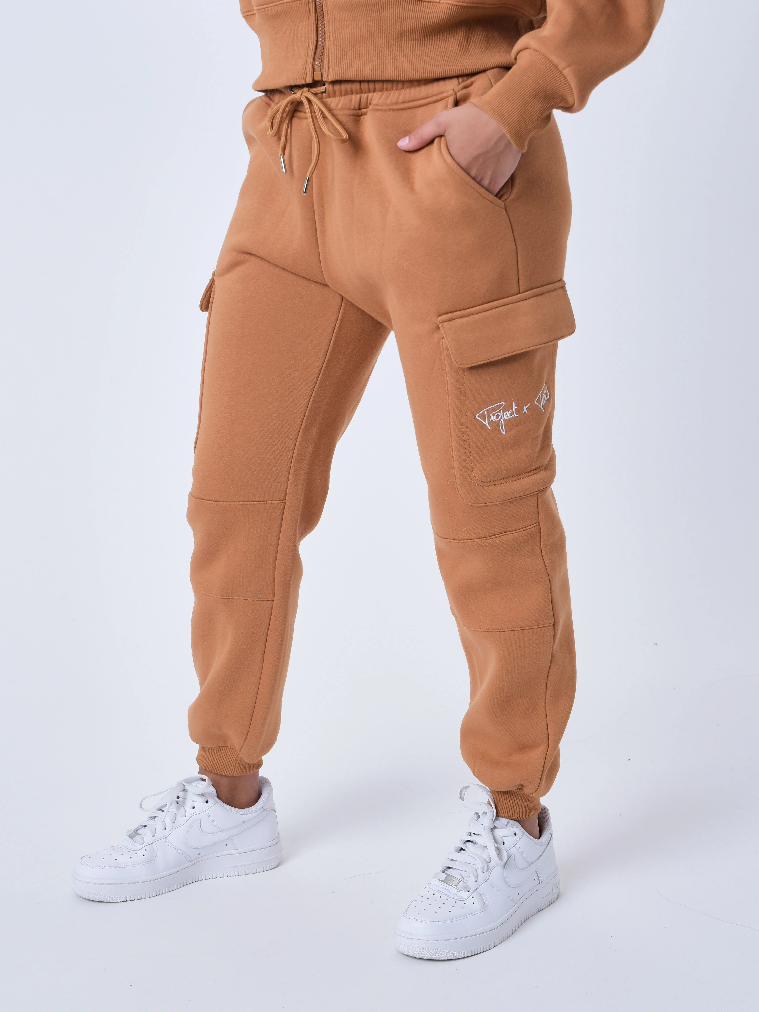 Bas de jogging cargo signature - Image 4
