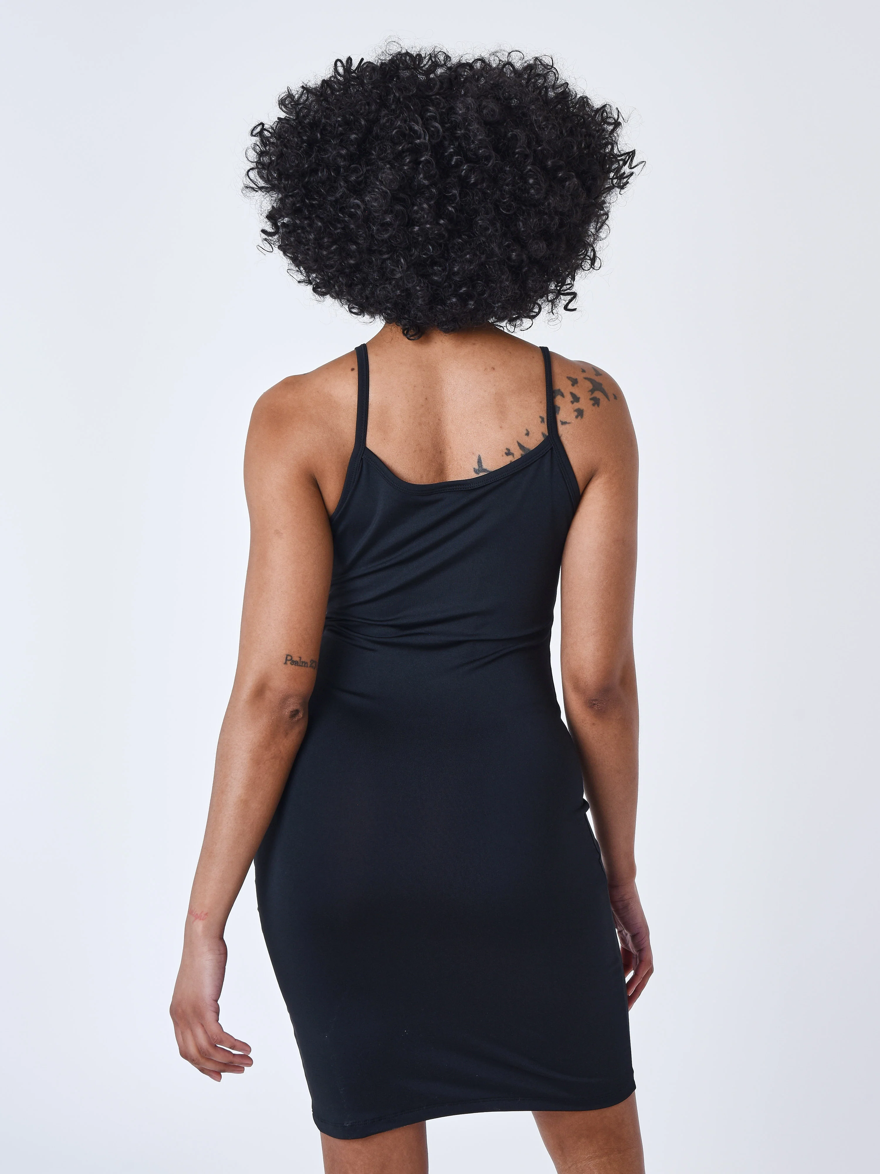 Robe à fines bretelles en lycra - Image 5