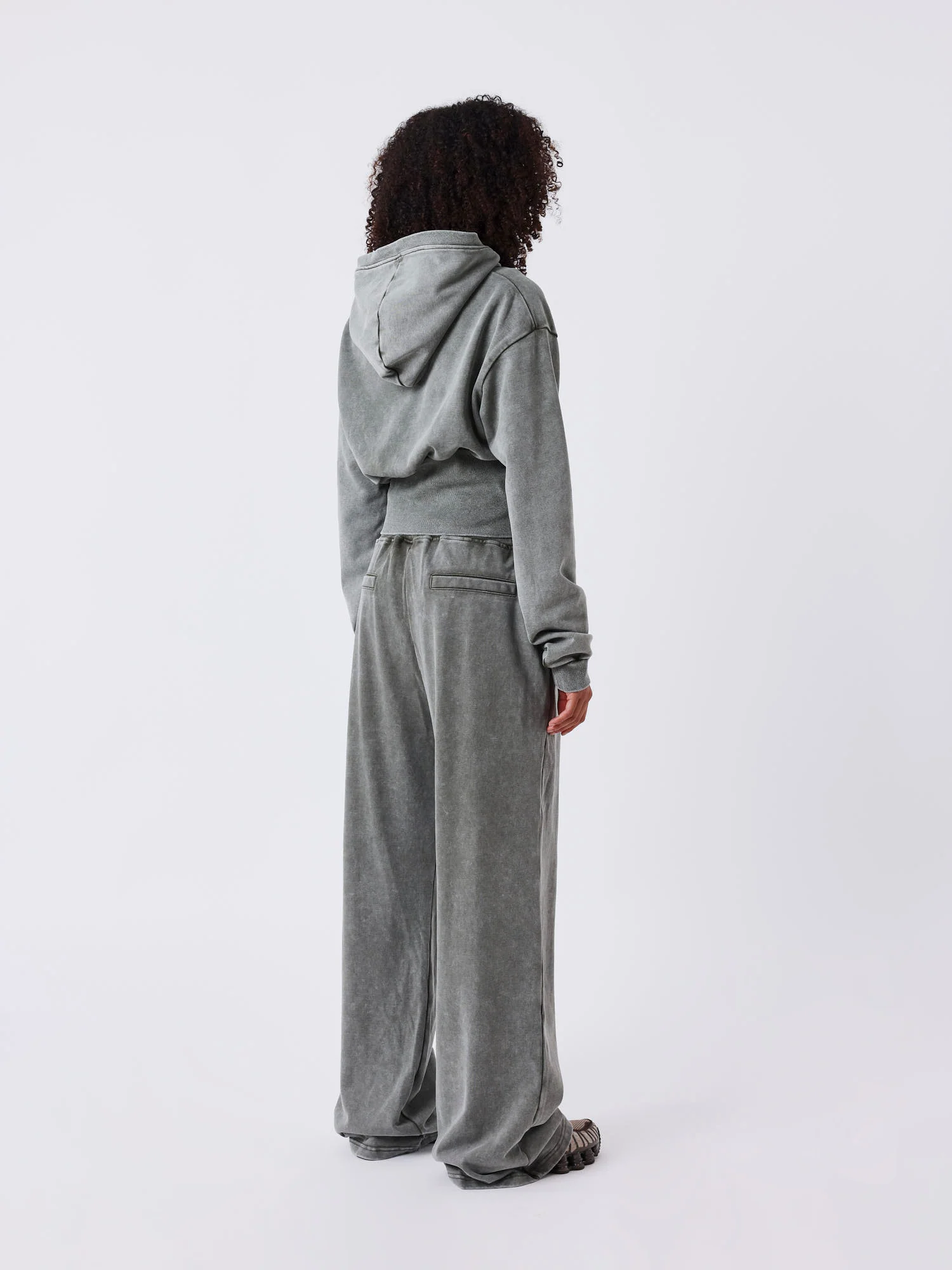Jogging Worn - Image 2