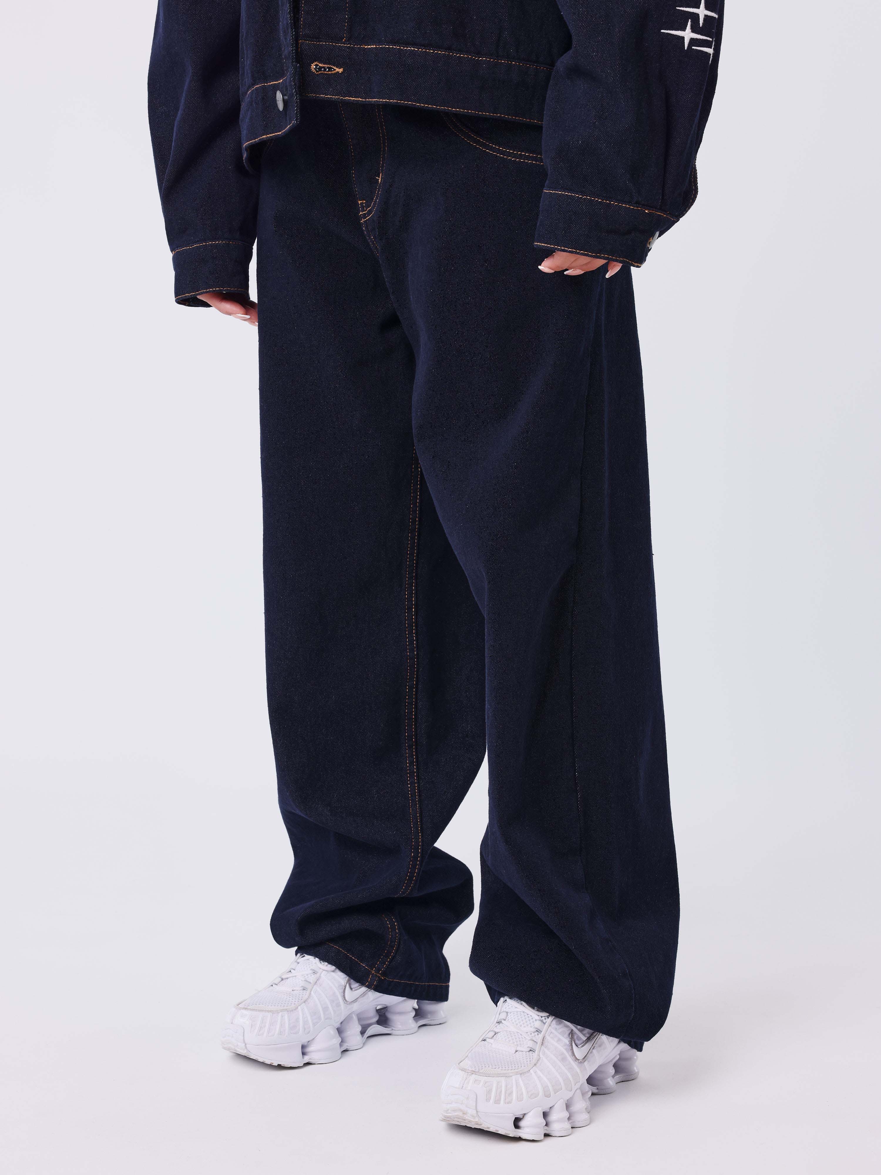 Jean barrel en denim brut - Image 3