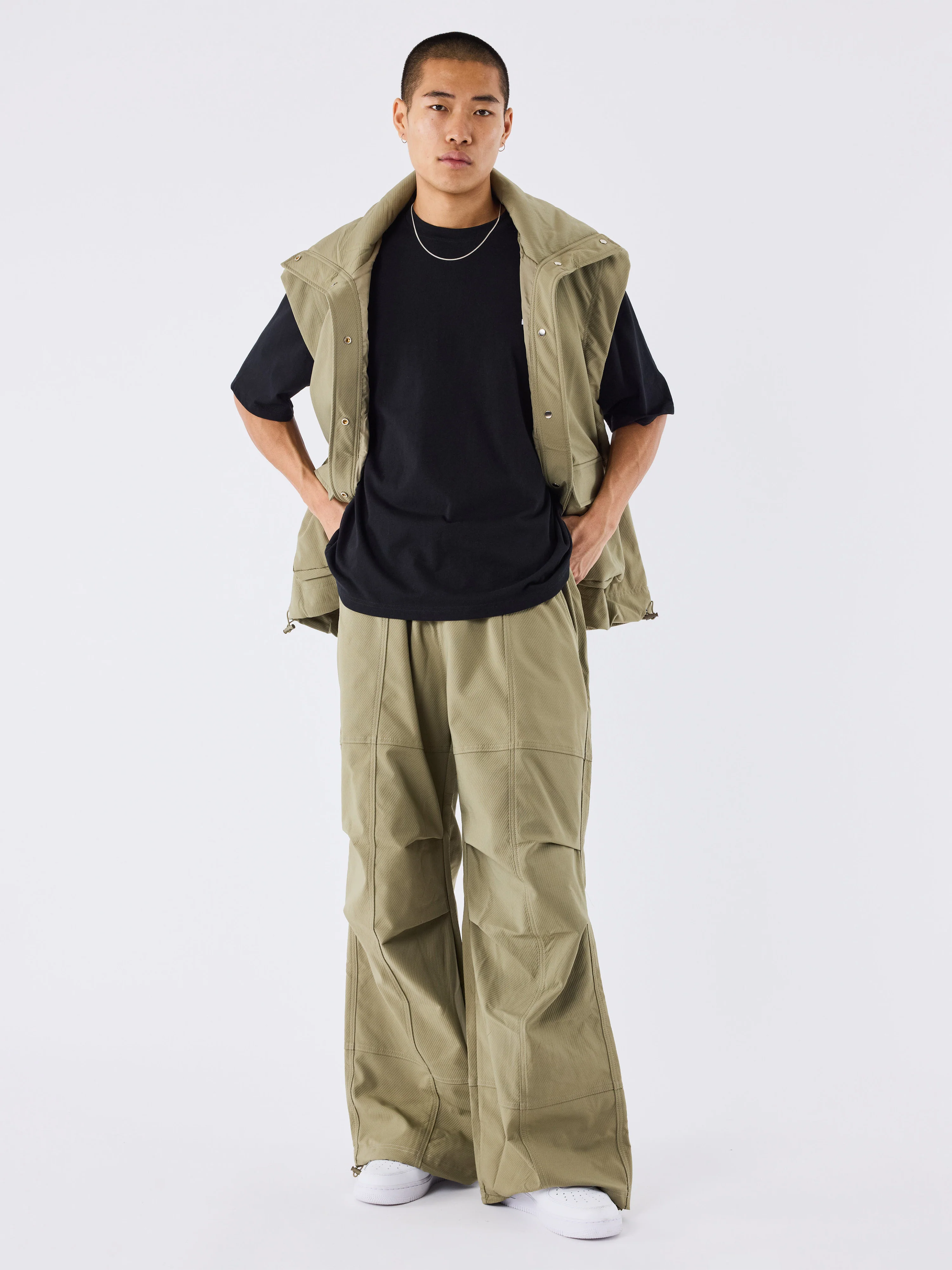 Veste sans manches oversize a poches - Image 3