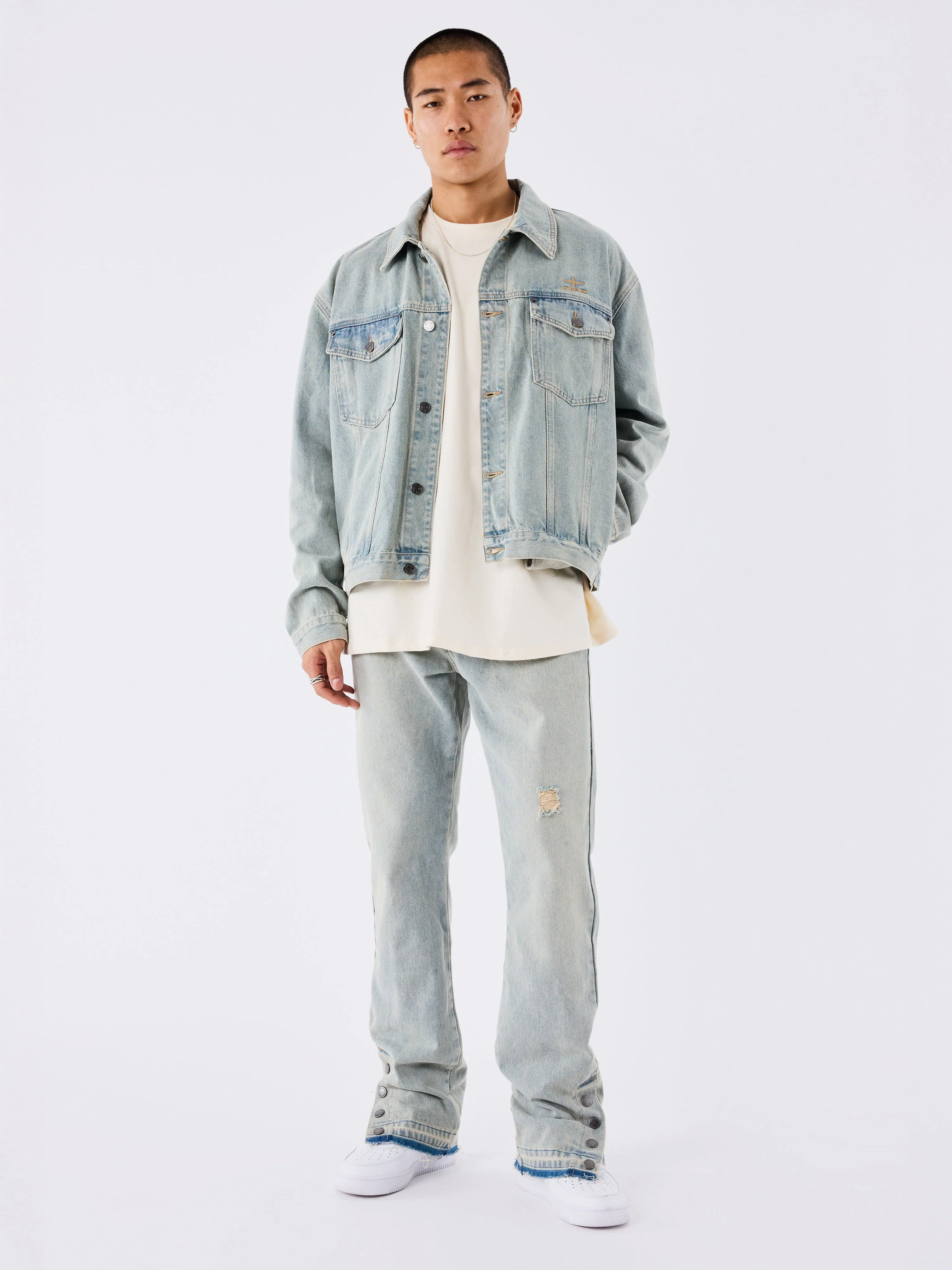 Jean large d'ensemble