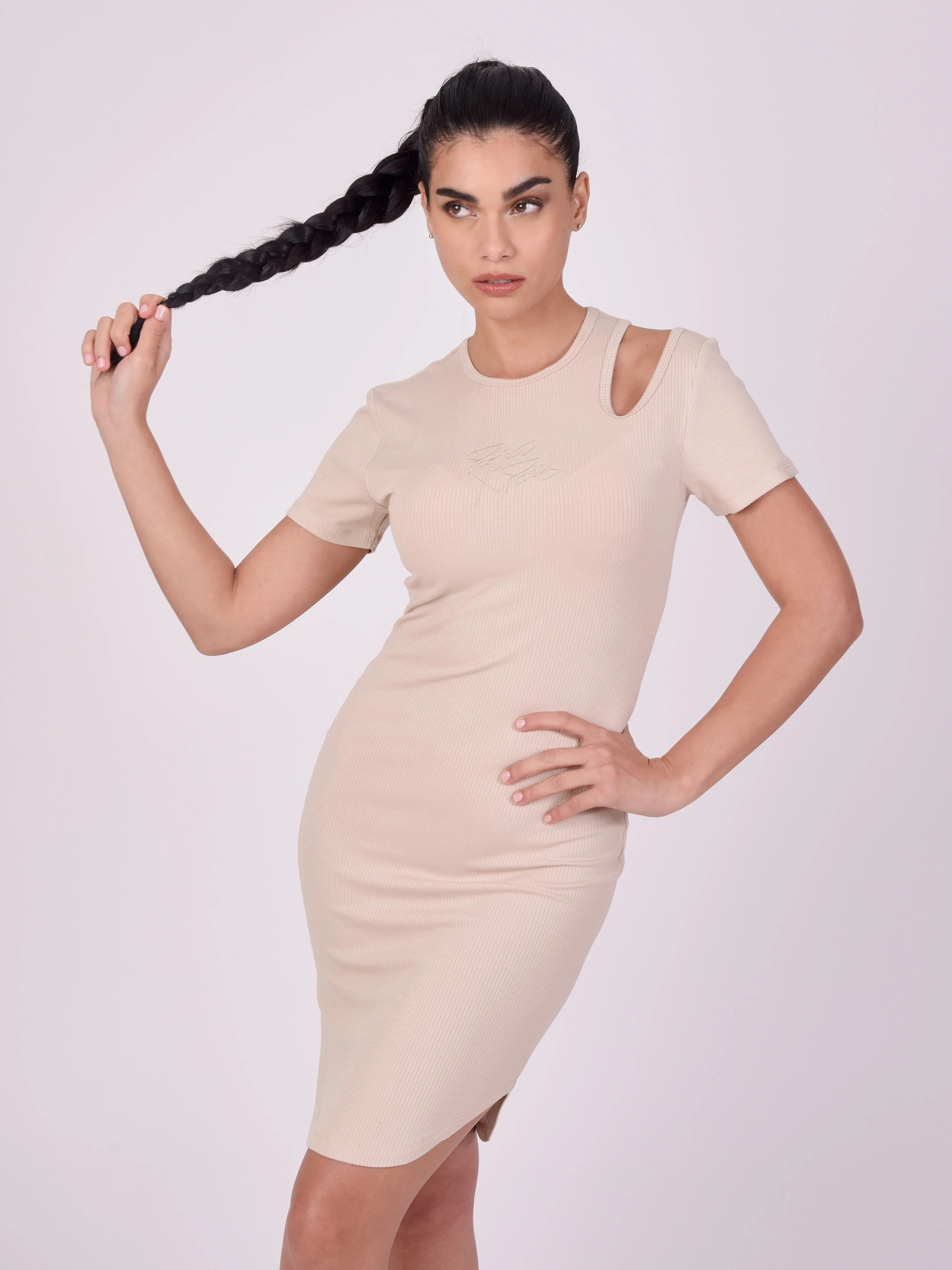 Robe asymétrique manches courtes - Image 2