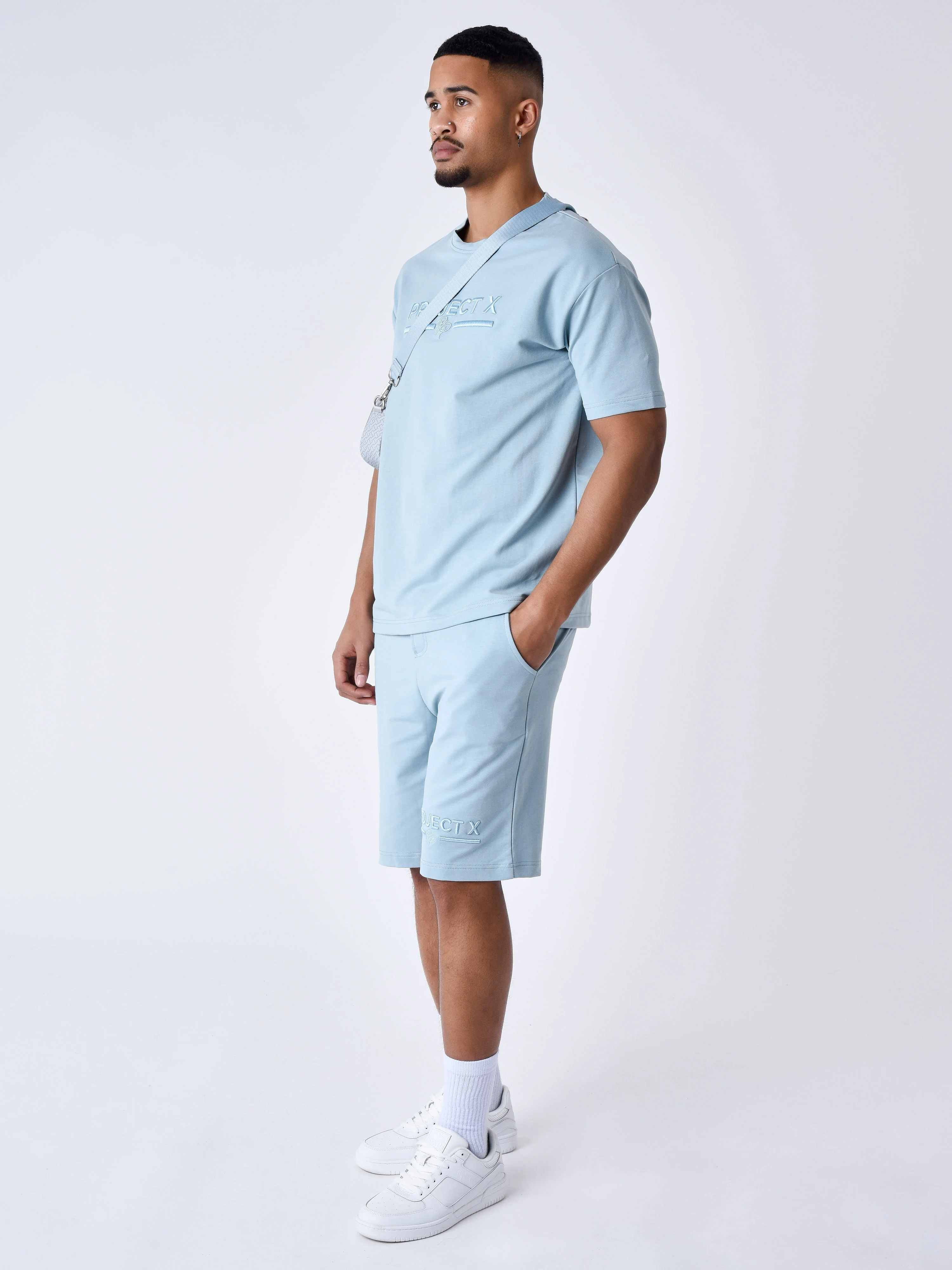 Short classique brodé