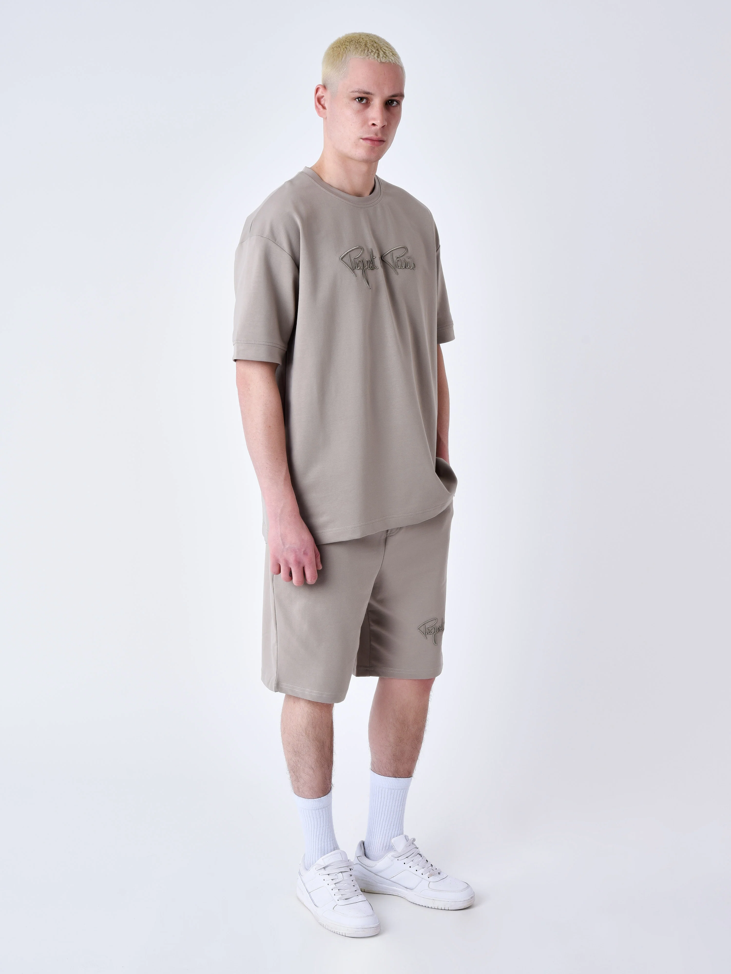 Short classique brodé Signature - Image 5