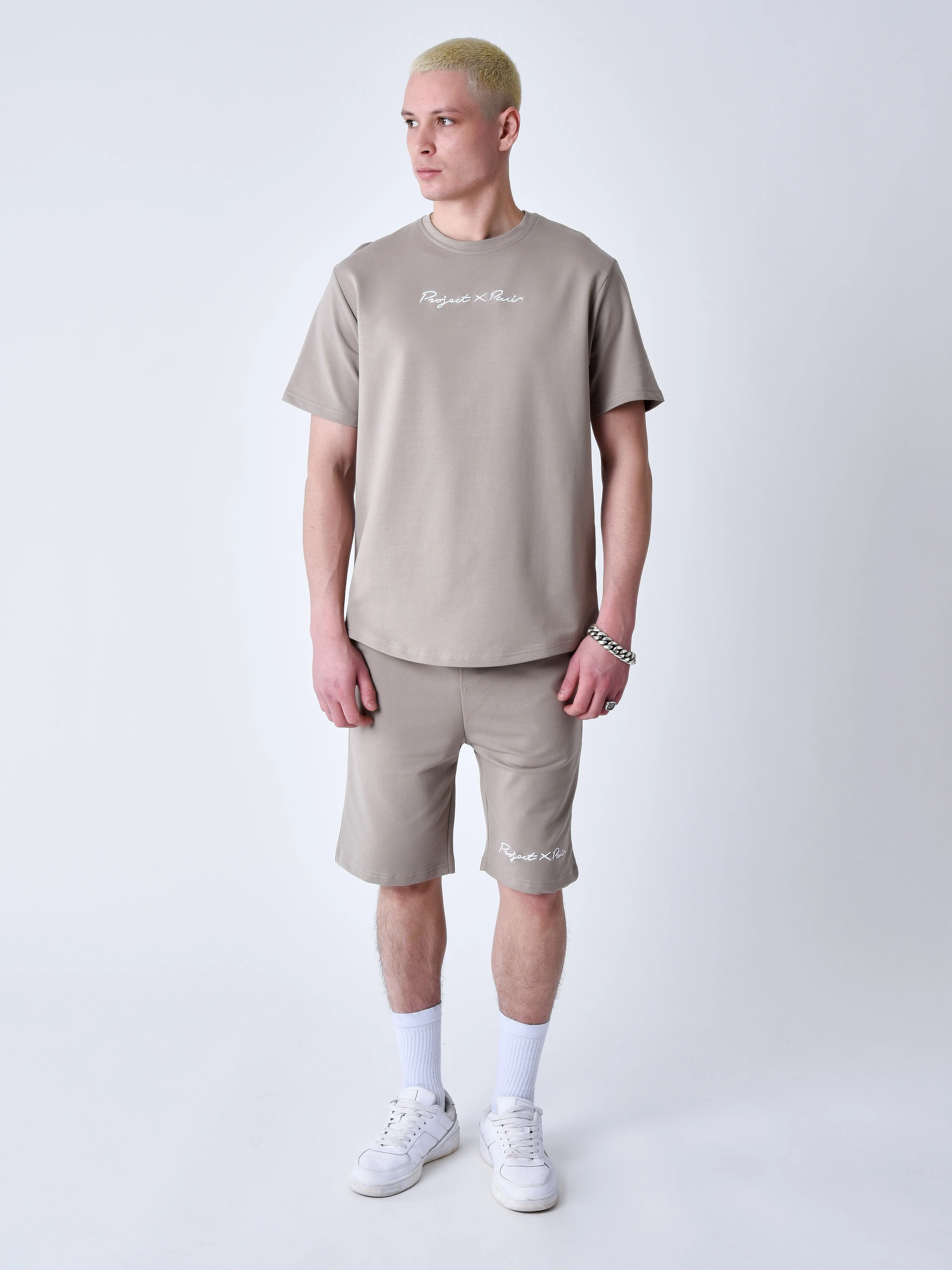 Short classique brodé