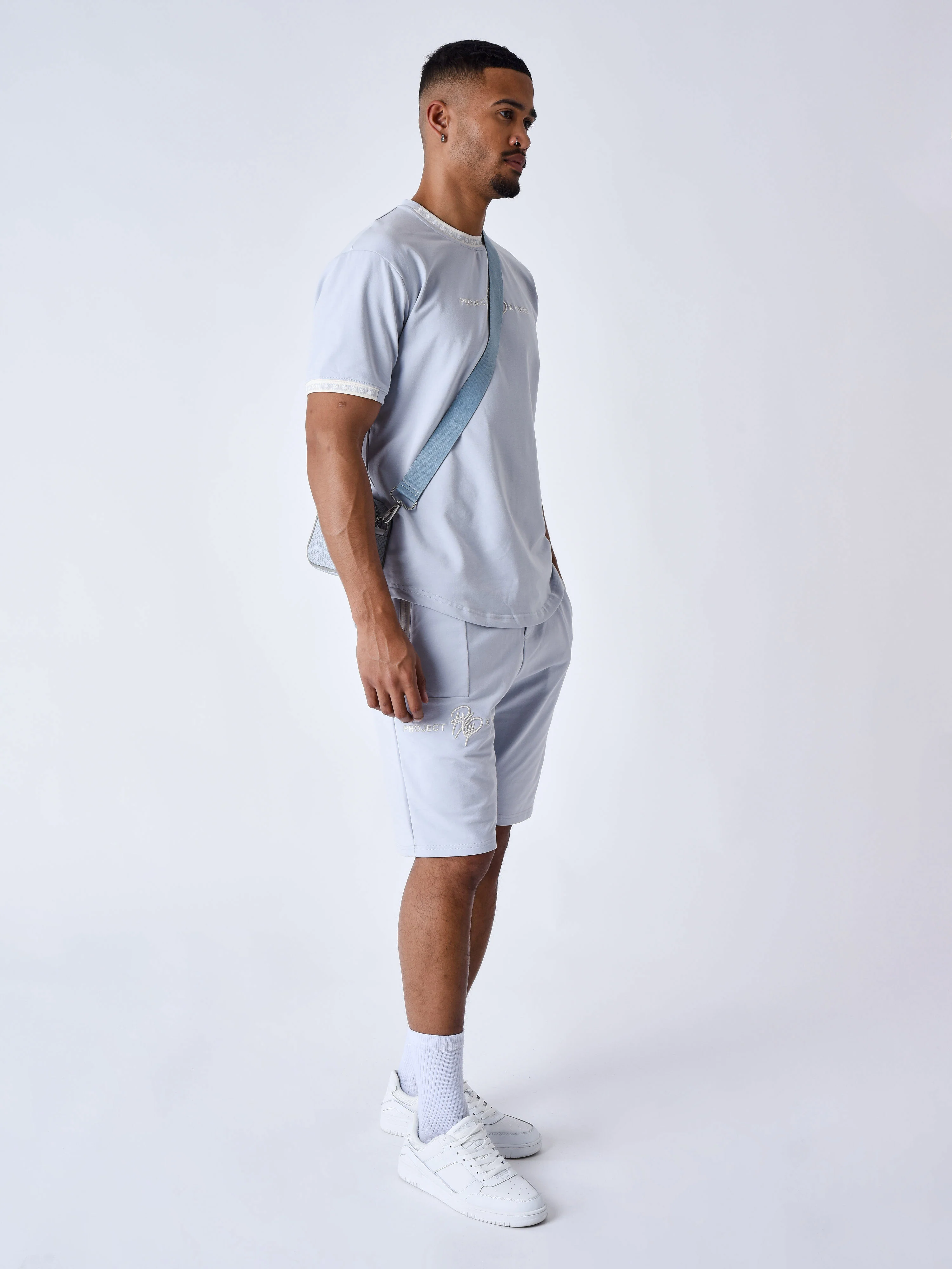 Short uni avec bande logo - Image 5