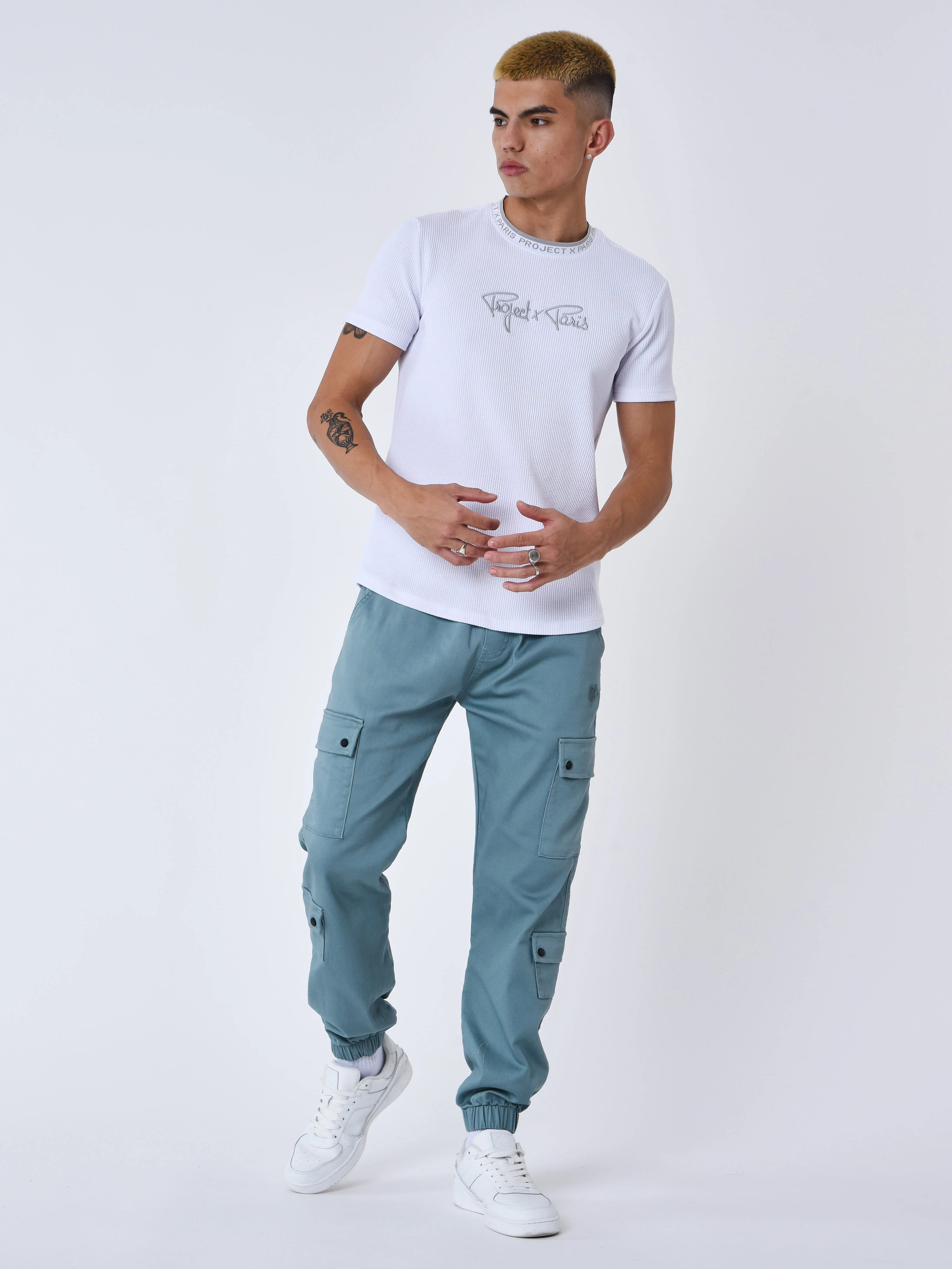Cargo multi-poches avec serrage élastique