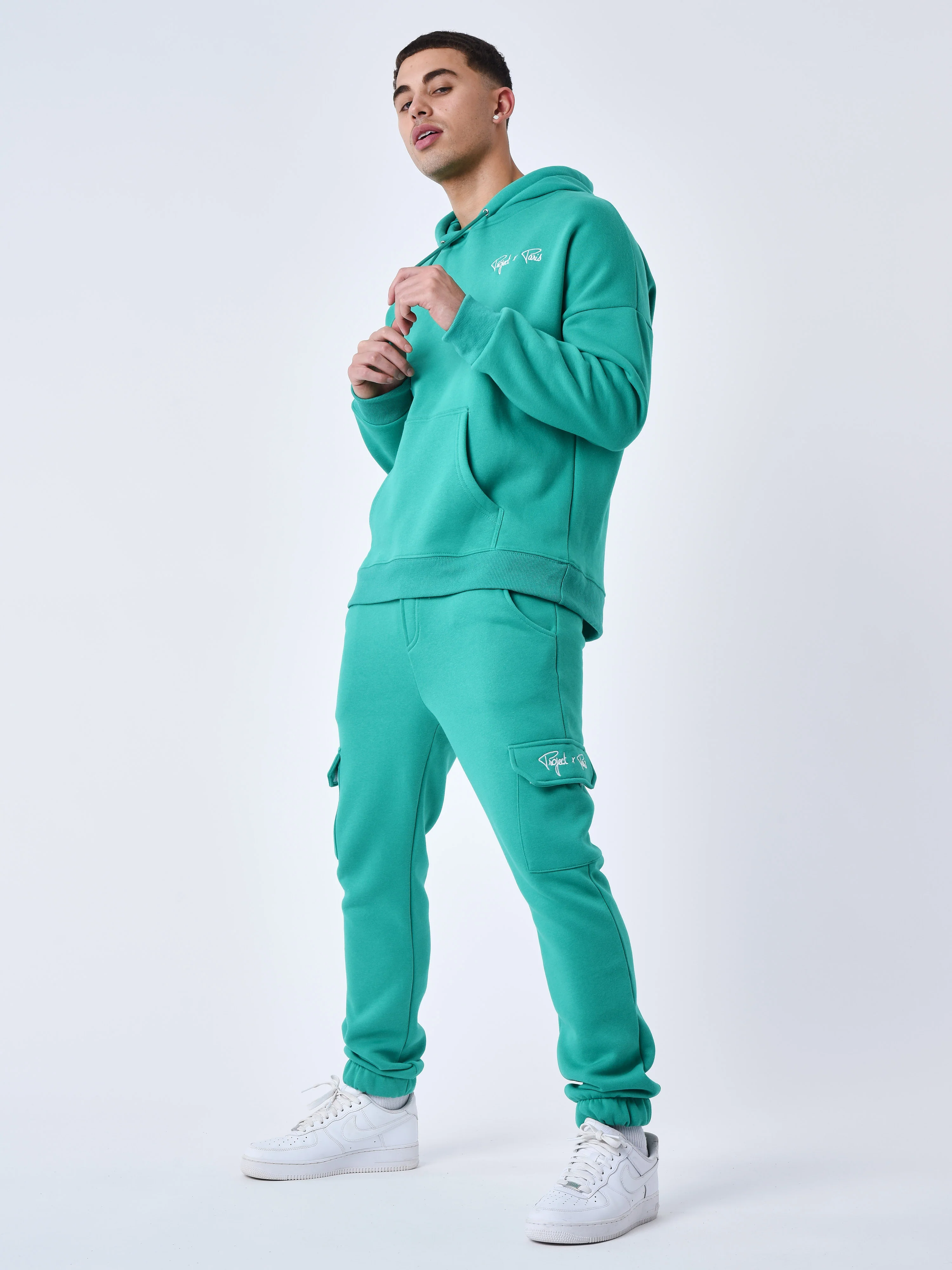 Bas de jogging style cargo Signature - Image 2