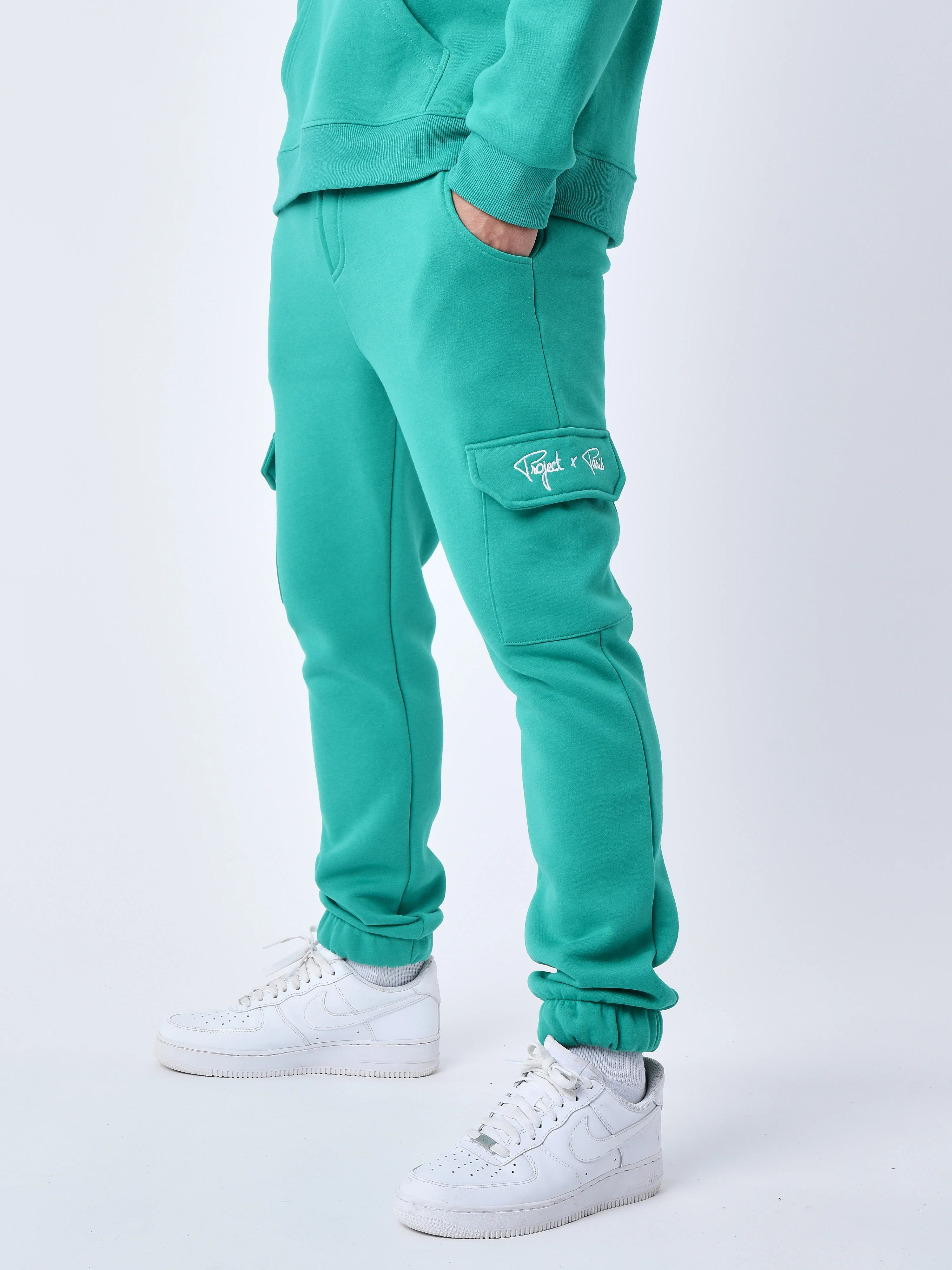 Bas de jogging style cargo Signature - Image 4