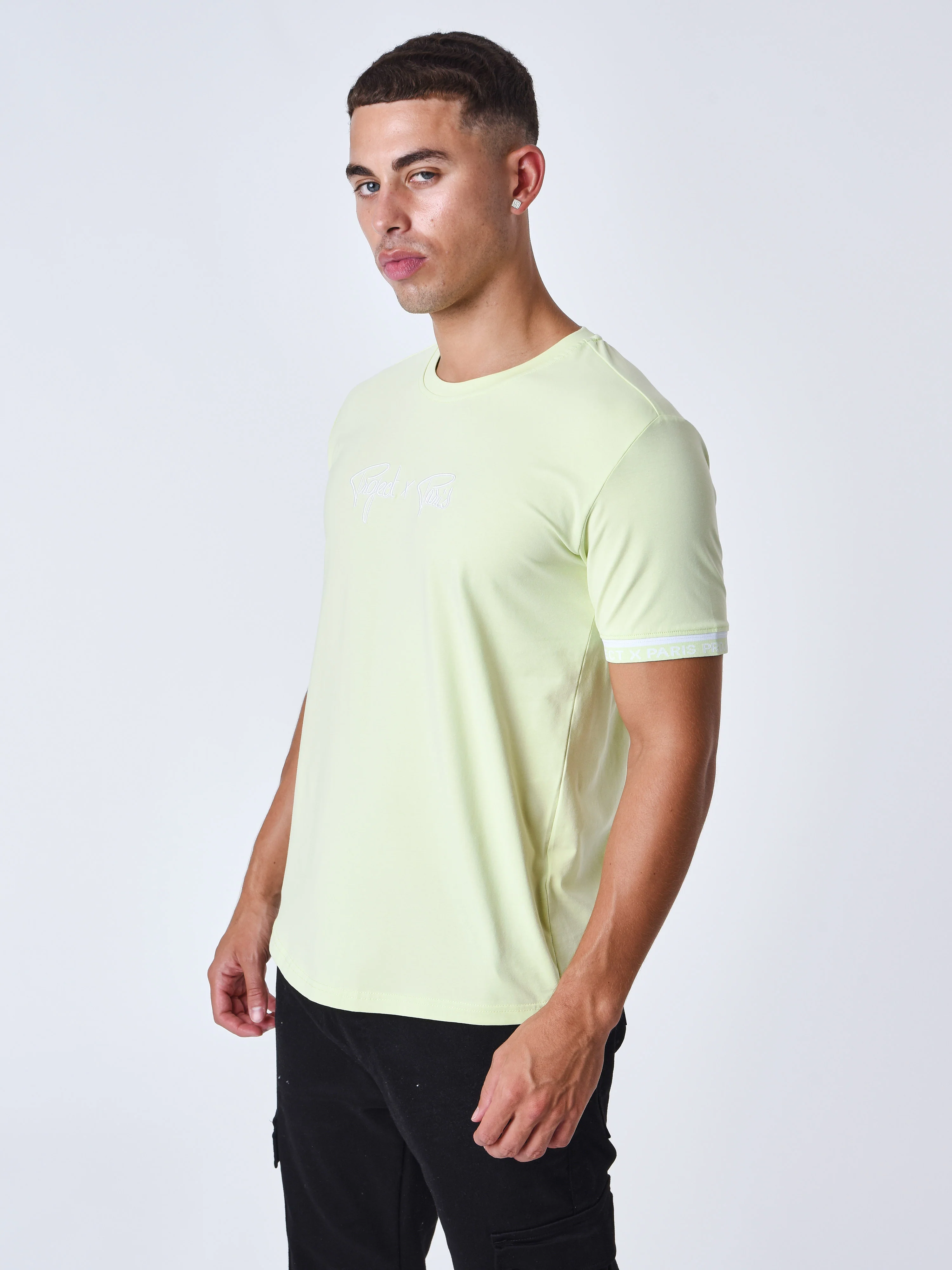 T-shirt logo brodé en relief - Image 4