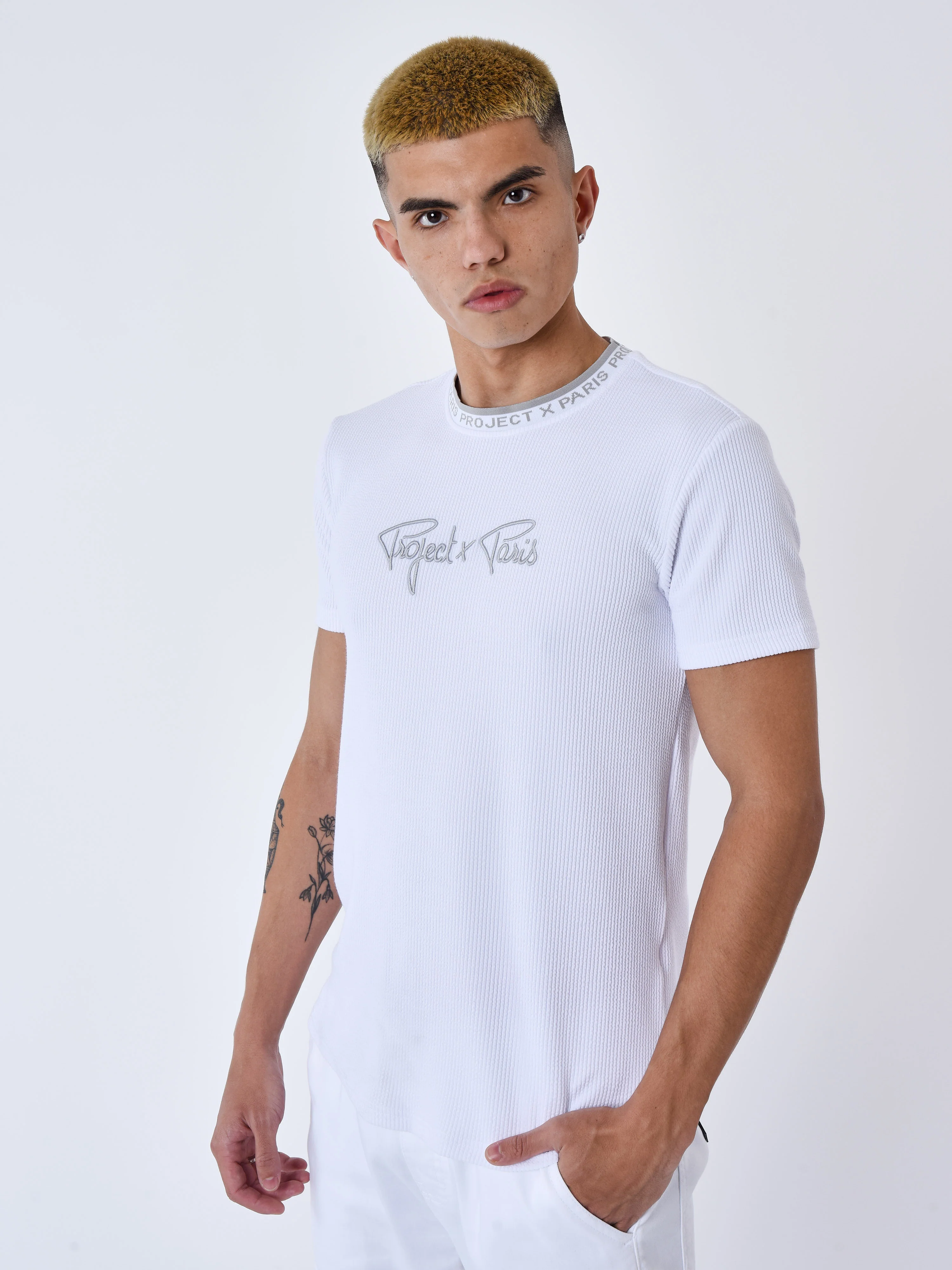 T-shirt texturé brodé - Image 5